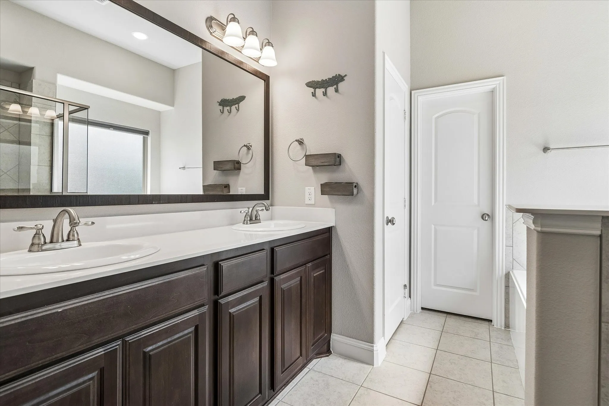 Single Family Residence For Sale in Rockwall County , 1742 Amalfi Drive, Mclendon Chisholm, Texas 75032, 5 Bedroom, 4 Bathroom, 2 Garage spaces, 2,667 Sqft, built in 2019, mls#21321927, Real Estate Agent in Mclendon Chisholm, Homes For Sale in Rockwall county, Homes For Sale in Mclendon Chisholm, Realtor in Mclendon Chisholm Texas, Real Estate Brokerage Independent Realty Texas, Luminita Cordes Realtor