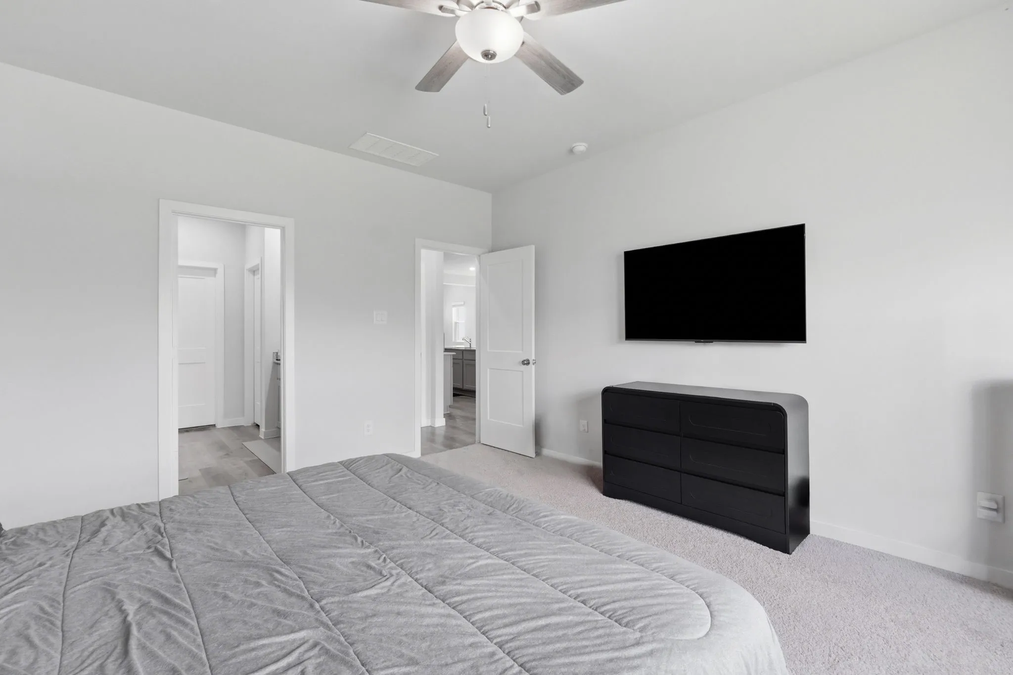 Single Family Residence For Sale in Harris County , 17354 Gentle Doves Lane, Waller, Texas 77484, 4 Bedroom, 3 Bathroom, 2 Garage spaces, 2,206 Sqft, built in 2024, Price $378,000, mls#21324461, Real Estate Agent in Waller, Homes For Sale in Harris county, Homes For Sale in Waller, Realtor in Waller Texas, Real Estate Brokerage Independent Realty Texas, Luminita Cordes Realtor
