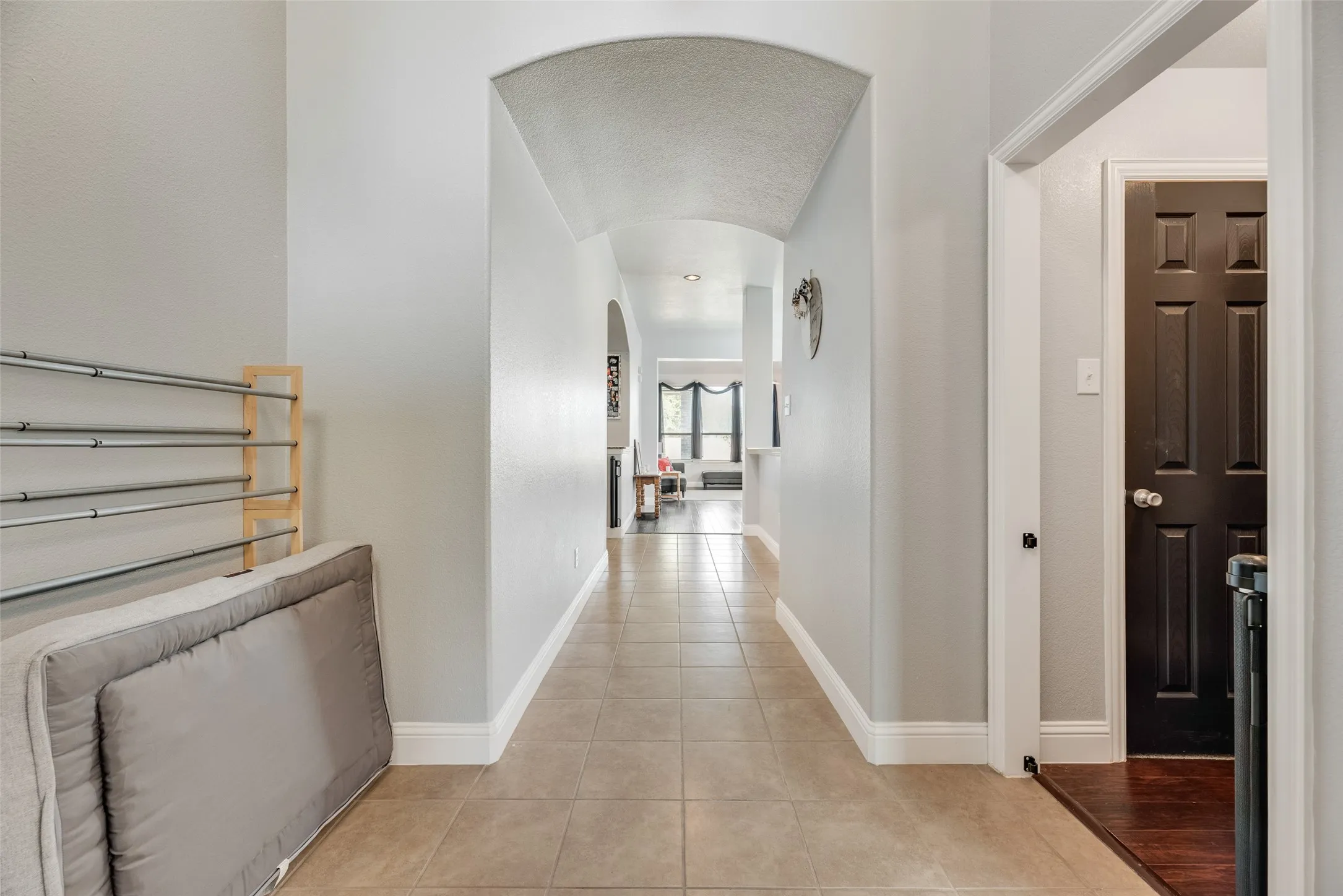 Single Family Residence For Sale in Denton County , 221 Bluefinch Drive, Little Elm, Texas 75068, 4 Bedroom, 2 Bathroom, 2 Garage spaces, 1,988 Sqft, built in 2010, mls#21324420, Real Estate Agent in Little Elm, Homes For Sale in Denton county, Homes For Sale in Little Elm, Realtor in Little Elm Texas, Real Estate Brokerage Independent Realty Texas, Luminita Cordes Realtor