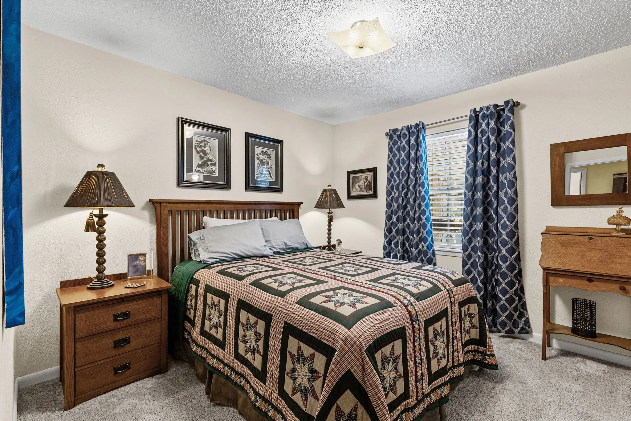 Single Family Residence For Sale in Hunt County , 2712 Rix Street, Commerce, Texas 75428, 3 Bedroom, 3 Bathroom, 2 Garage spaces, 1,802 Sqft, built in 1967, mls#21324256, Real Estate Agent in Commerce, Homes For Sale in Hunt county, Homes For Sale in Commerce, Realtor in Commerce Texas, Real Estate Brokerage Independent Realty Texas, Luminita Cordes Realtor