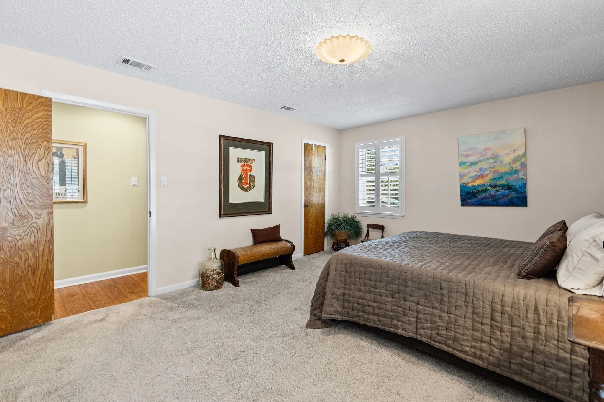 Single Family Residence For Sale in Hunt County , 2712 Rix Street, Commerce, Texas 75428, 3 Bedroom, 3 Bathroom, 2 Garage spaces, 1,802 Sqft, built in 1967, mls#21324256, Real Estate Agent in Commerce, Homes For Sale in Hunt county, Homes For Sale in Commerce, Realtor in Commerce Texas, Real Estate Brokerage Independent Realty Texas, Luminita Cordes Realtor