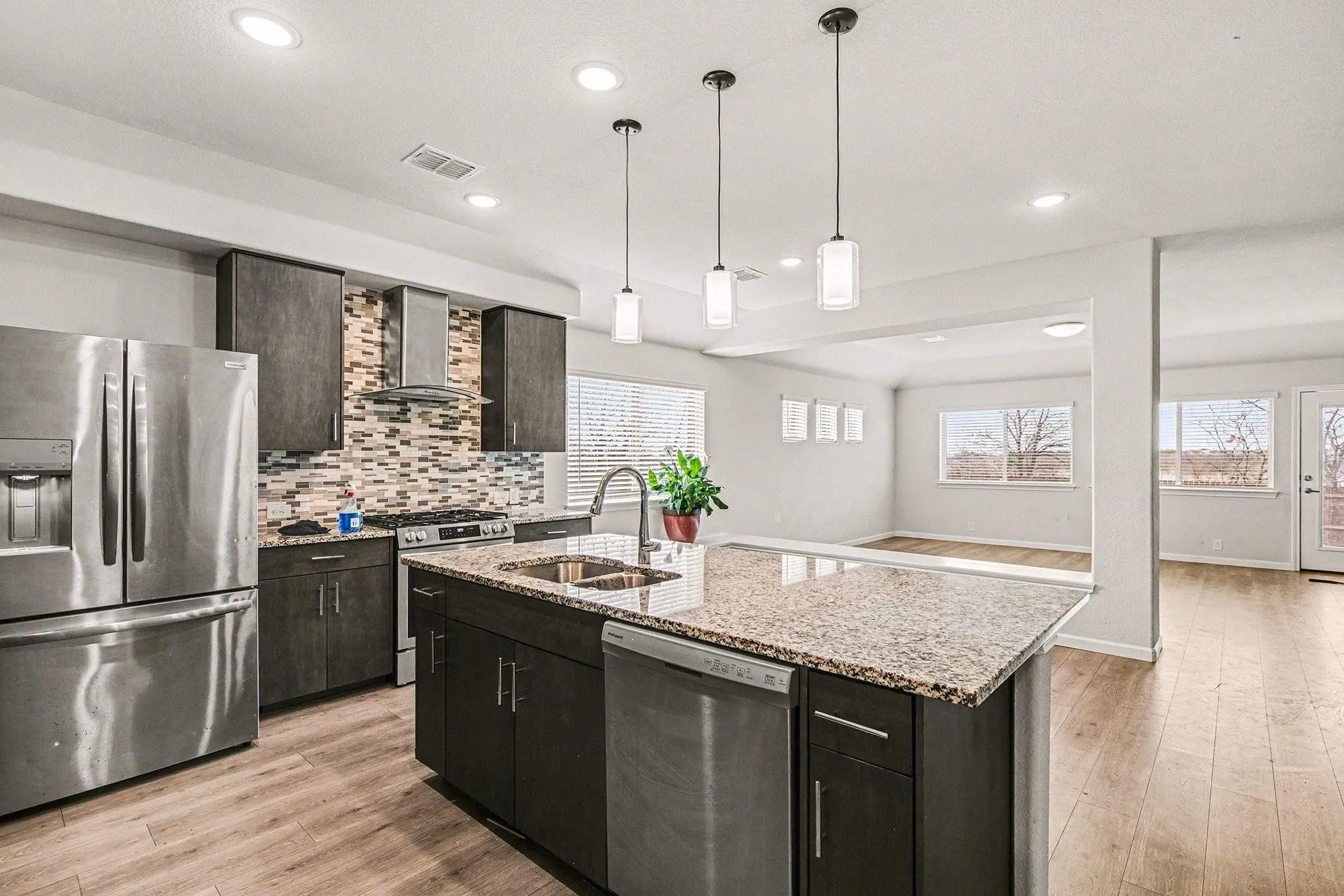 Single Family Residence For Sale in Johnson County , 1365 Grand Meadows Drive, Godley, Texas 76044, 5 Bedroom, 3 Bathroom, 2 Garage spaces, 2,688 Sqft, built in 2024, mls#21324469, Real Estate Agent in Godley, Homes For Sale in Johnson county, Homes For Sale in Godley, Realtor in Godley Texas, Real Estate Brokerage Independent Realty Texas, Luminita Cordes Realtor