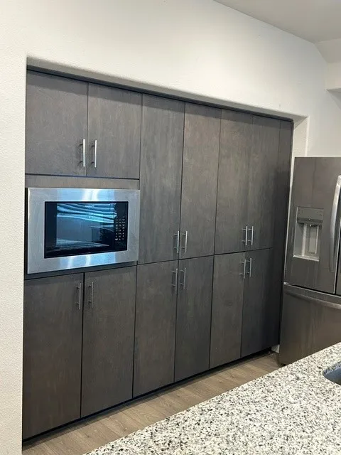 Abundance of Cabinets.