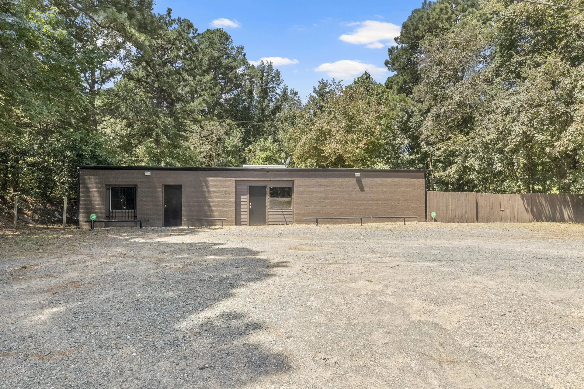 Office For Sale in Morris County , 450 S Hwy 259, Daingerfield, Texas 75638, 0, 0, Garage spaces, 0 Sqft, built in 1977, Price $210,000, mls#21324175, Real Estate Agent in Daingerfield, Homes For Sale in Morris county, Homes For Sale in Daingerfield, Realtor in Daingerfield Texas, Real Estate Brokerage Independent Realty Texas, Luminita Cordes Realtor