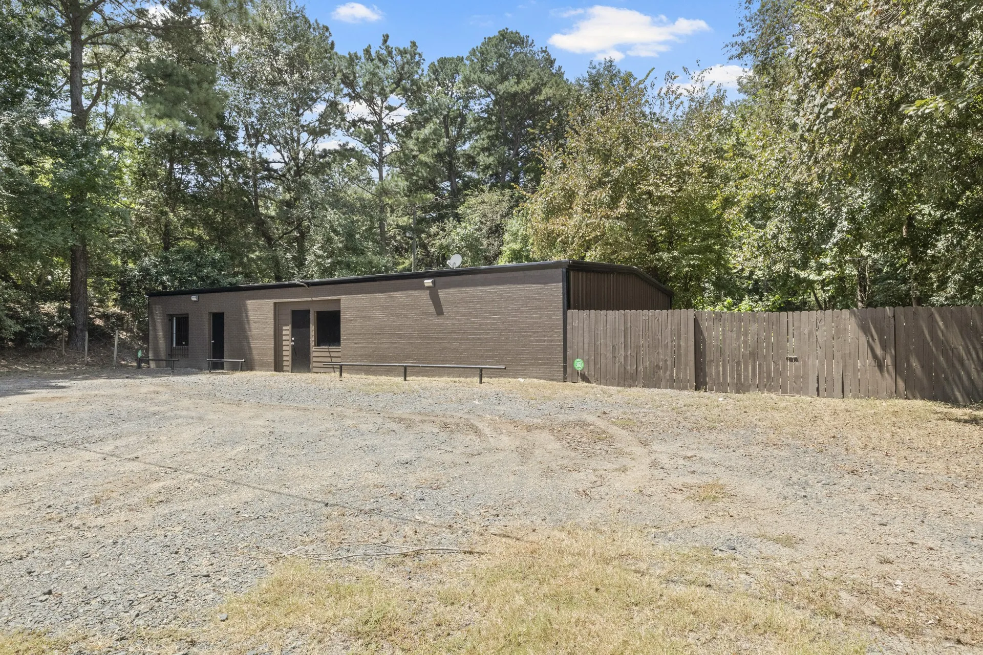 Office For Sale in Morris County , 450 S Hwy 259, Daingerfield, Texas 75638, 0, 0, Garage spaces, 0 Sqft, built in 1977, Price $210,000, mls#21324175, Real Estate Agent in Daingerfield, Homes For Sale in Morris county, Homes For Sale in Daingerfield, Realtor in Daingerfield Texas, Real Estate Brokerage Independent Realty Texas, Luminita Cordes Realtor