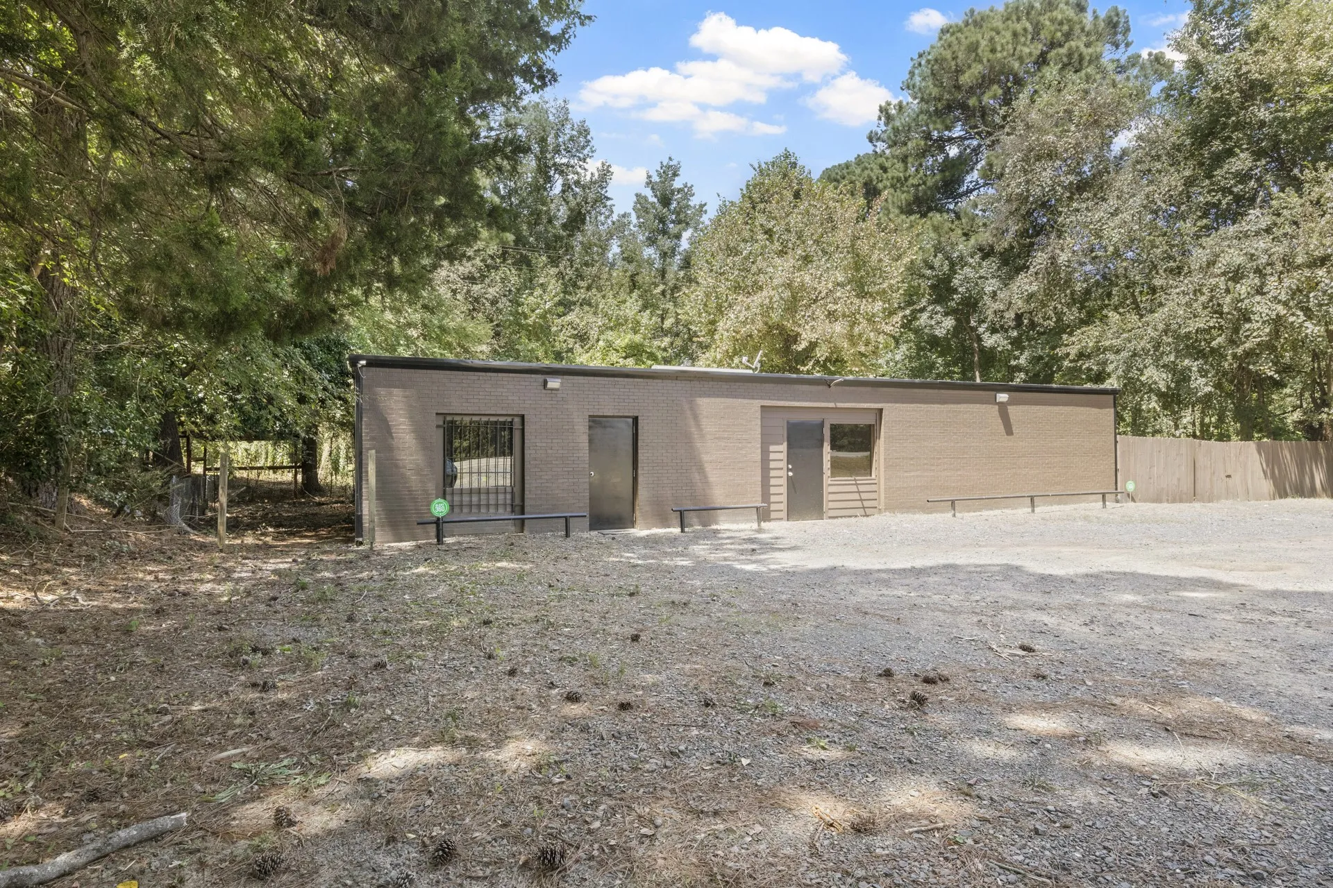 Office For Sale in Morris County , 450 S Hwy 259, Daingerfield, Texas 75638, 0, 0, Garage spaces, 0 Sqft, built in 1977, Price $210,000, mls#21324175, Real Estate Agent in Daingerfield, Homes For Sale in Morris county, Homes For Sale in Daingerfield, Realtor in Daingerfield Texas, Real Estate Brokerage Independent Realty Texas, Luminita Cordes Realtor