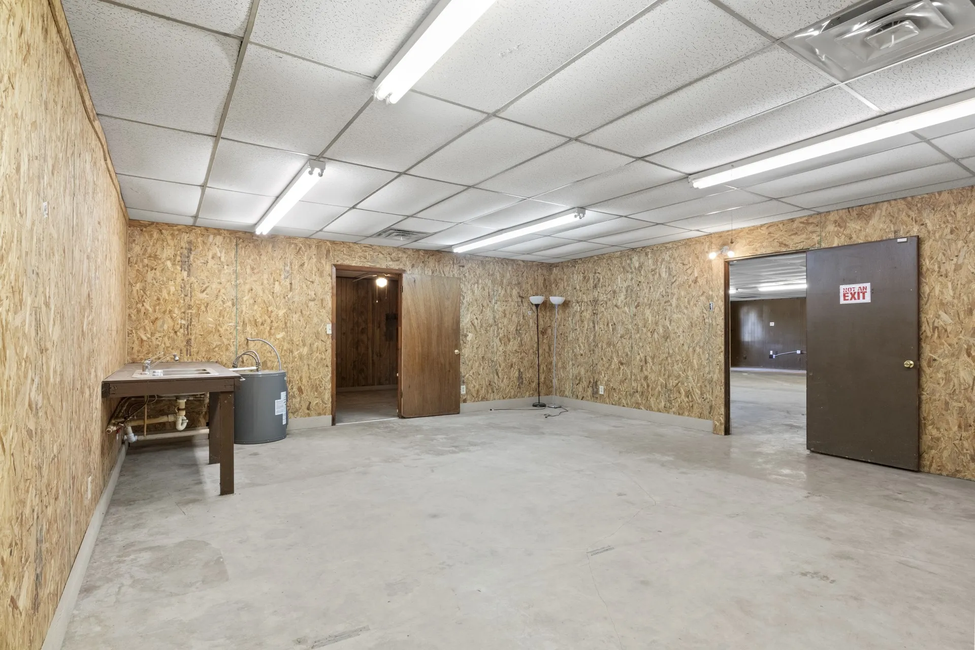 Office For Sale in Morris County , 450 S Hwy 259, Daingerfield, Texas 75638, 0, 0, Garage spaces, 0 Sqft, built in 1977, Price $210,000, mls#21324175, Real Estate Agent in Daingerfield, Homes For Sale in Morris county, Homes For Sale in Daingerfield, Realtor in Daingerfield Texas, Real Estate Brokerage Independent Realty Texas, Luminita Cordes Realtor