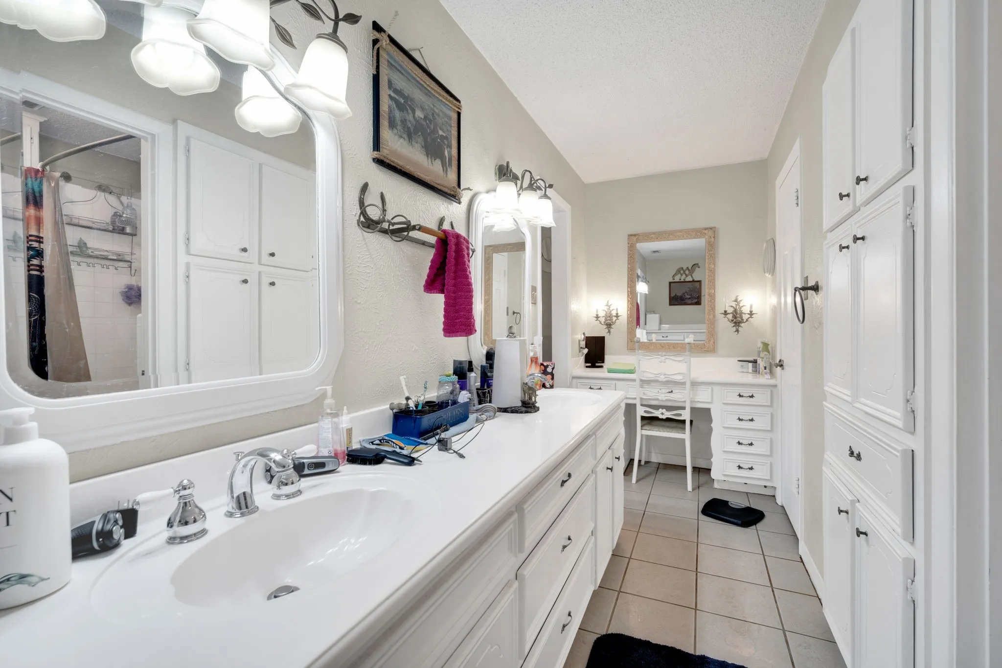 Single Family Residence For Sale in Hill County , 468 Fm 2960, Whitney, Texas 76692, 3 Bedroom, 3 Bathroom, Garage spaces, 3,132 Sqft, built in 1978, mls#21323027, Real Estate Agent in Whitney, Homes For Sale in Hill county, Homes For Sale in Whitney, Realtor in Whitney Texas, Real Estate Brokerage Independent Realty Texas, Luminita Cordes Realtor