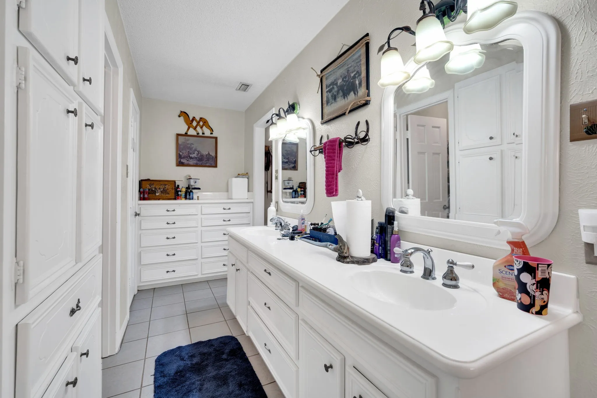 Single Family Residence For Sale in Hill County , 468 Fm 2960, Whitney, Texas 76692, 3 Bedroom, 3 Bathroom, Garage spaces, 3,132 Sqft, built in 1978, mls#21323027, Real Estate Agent in Whitney, Homes For Sale in Hill county, Homes For Sale in Whitney, Realtor in Whitney Texas, Real Estate Brokerage Independent Realty Texas, Luminita Cordes Realtor