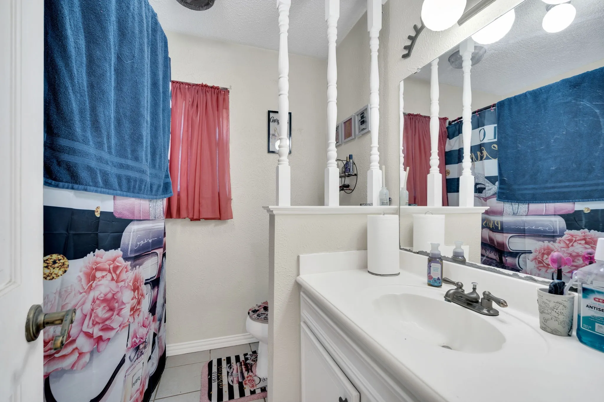 Single Family Residence For Sale in Hill County , 468 Fm 2960, Whitney, Texas 76692, 3 Bedroom, 3 Bathroom, Garage spaces, 3,132 Sqft, built in 1978, mls#21323027, Real Estate Agent in Whitney, Homes For Sale in Hill county, Homes For Sale in Whitney, Realtor in Whitney Texas, Real Estate Brokerage Independent Realty Texas, Luminita Cordes Realtor