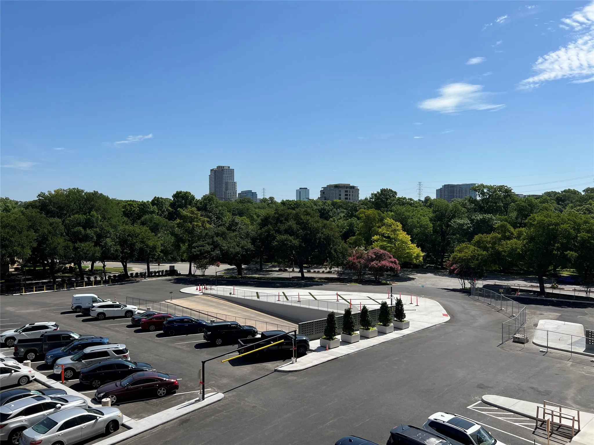 Condominium For Rent in Dallas County , 3883 Turtle Creek Boulevard 418, Dallas, Texas 75219, 2 Bedroom, 2 Bathroom, 2 Garage spaces, 1,131 Sqft, built in 1963, mls#21324476, Real Estate Agent in Dallas, Homes For Rent in Dallas county, Homes For Rent in Dallas, Realtor in Dallas Texas, Real Estate Brokerage Independent Realty Texas, Luminita Cordes Realtor