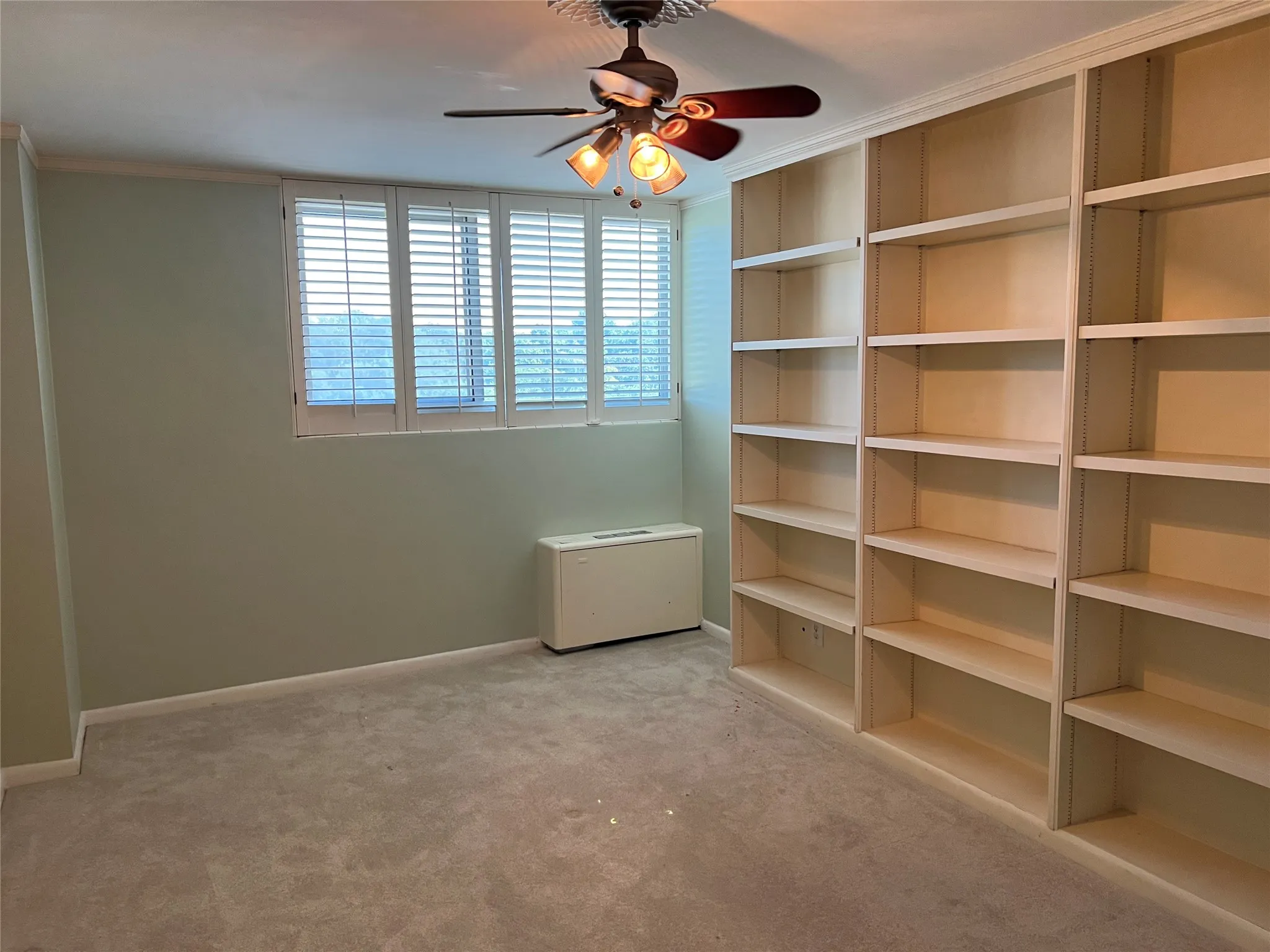 Condominium For Rent in Dallas County , 3883 Turtle Creek Boulevard 418, Dallas, Texas 75219, 2 Bedroom, 2 Bathroom, 2 Garage spaces, 1,131 Sqft, built in 1963, mls#21324476, Real Estate Agent in Dallas, Homes For Rent in Dallas county, Homes For Rent in Dallas, Realtor in Dallas Texas, Real Estate Brokerage Independent Realty Texas, Luminita Cordes Realtor