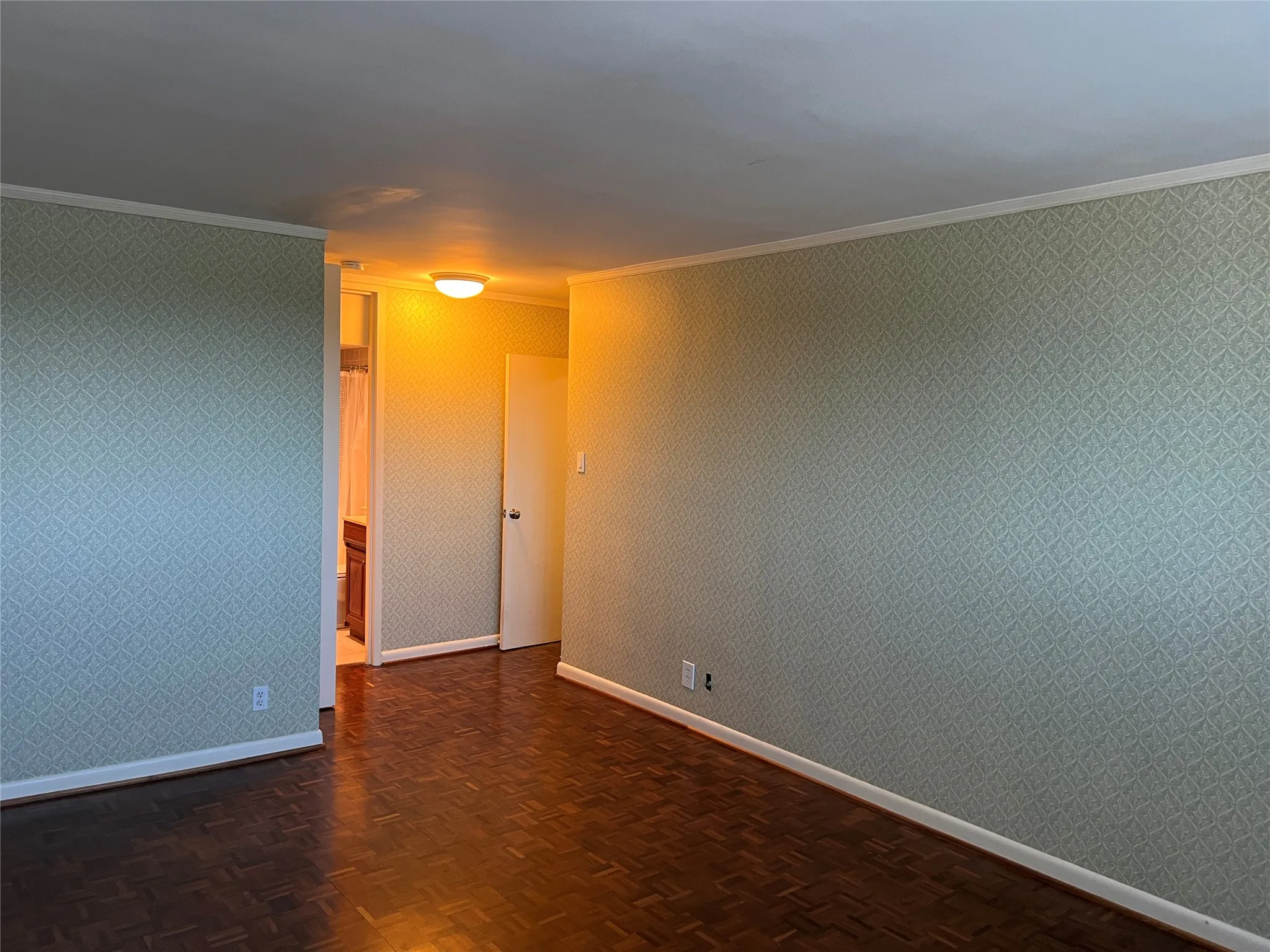 Condominium For Rent in Dallas County , 3883 Turtle Creek Boulevard 418, Dallas, Texas 75219, 2 Bedroom, 2 Bathroom, 2 Garage spaces, 1,131 Sqft, built in 1963, mls#21324476, Real Estate Agent in Dallas, Homes For Rent in Dallas county, Homes For Rent in Dallas, Realtor in Dallas Texas, Real Estate Brokerage Independent Realty Texas, Luminita Cordes Realtor