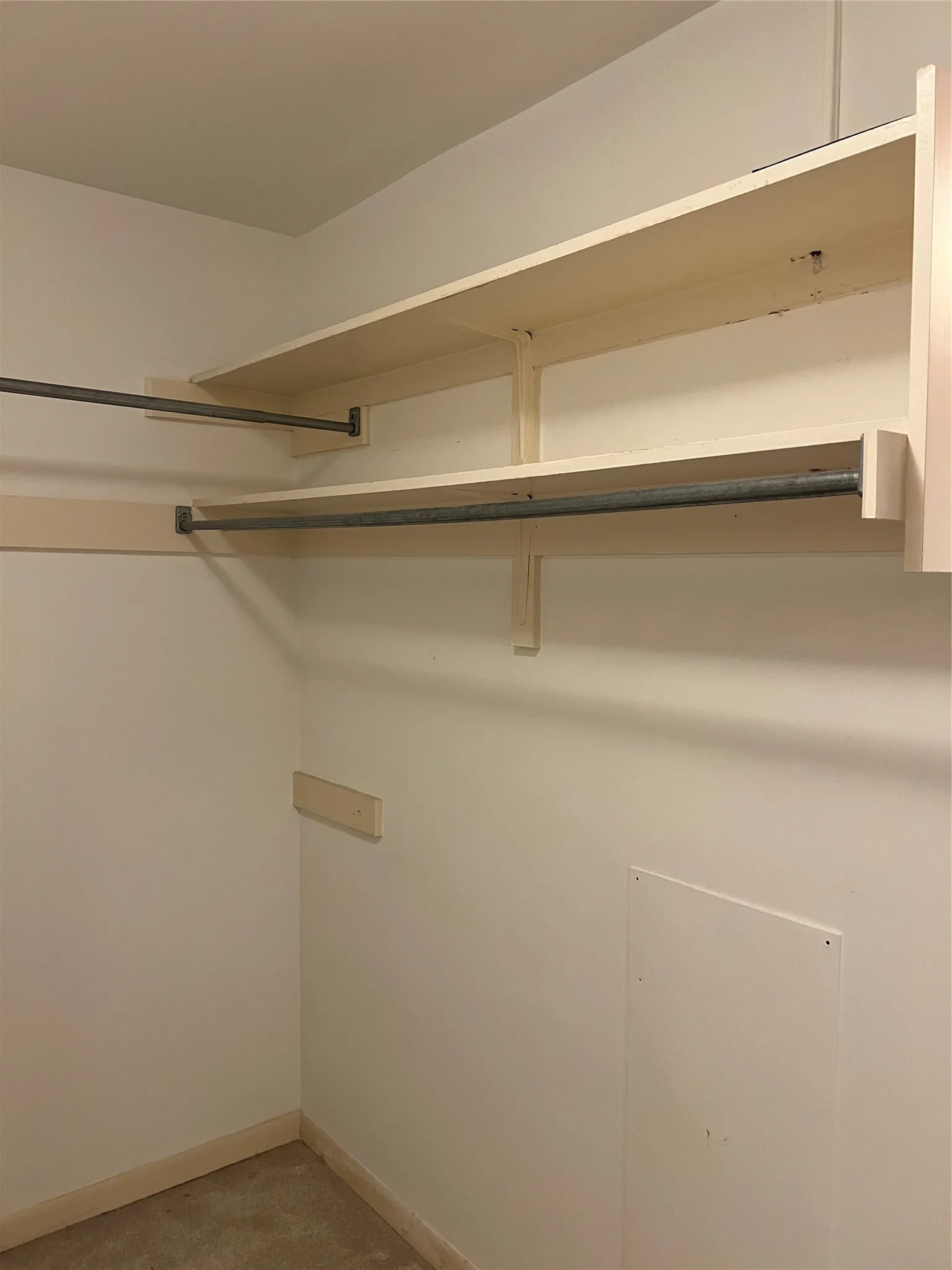 Condominium For Rent in Dallas County , 3883 Turtle Creek Boulevard 418, Dallas, Texas 75219, 2 Bedroom, 2 Bathroom, 2 Garage spaces, 1,131 Sqft, built in 1963, mls#21324476, Real Estate Agent in Dallas, Homes For Rent in Dallas county, Homes For Rent in Dallas, Realtor in Dallas Texas, Real Estate Brokerage Independent Realty Texas, Luminita Cordes Realtor