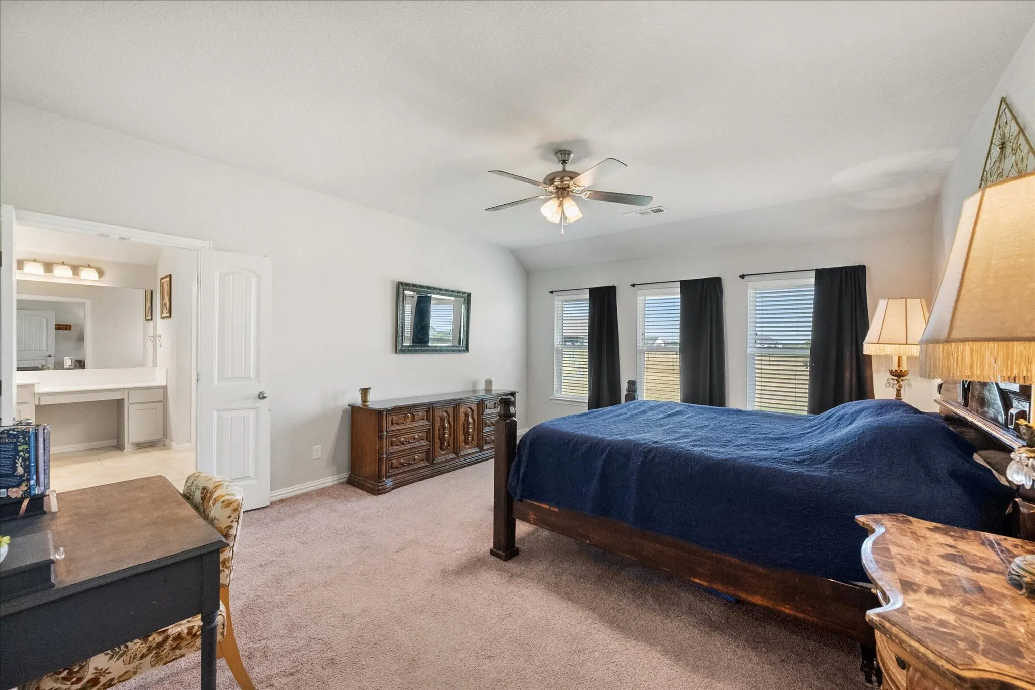 Single Family Residence For Sale in Parker County , 5013 Freestone Drive, Weatherford, Texas 76085, 4 Bedrooms, 3 Bathrooms, 3 Garage spaces, 2,752 Sqft, built in 2021, Price $585,000, mls#21324478, Real Estate Agent in Weatherford, Homes For Sale in Parker county, Homes For Sale in Weatherford, Realtor in Weatherford Texas, Real Estate Brokerage Independent Realty Texas, Luminita Cordes Realtor