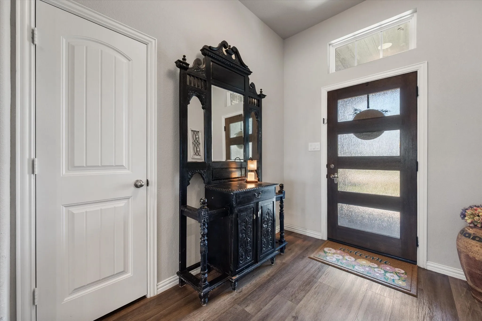 Single Family Residence For Sale in Parker County , 5013 Freestone Drive, Weatherford, Texas 76085, 4 Bedrooms, 3 Bathrooms, 3 Garage spaces, 2,752 Sqft, built in 2021, Price $585,000, mls#21324478, Real Estate Agent in Weatherford, Homes For Sale in Parker county, Homes For Sale in Weatherford, Realtor in Weatherford Texas, Real Estate Brokerage Independent Realty Texas, Luminita Cordes Realtor