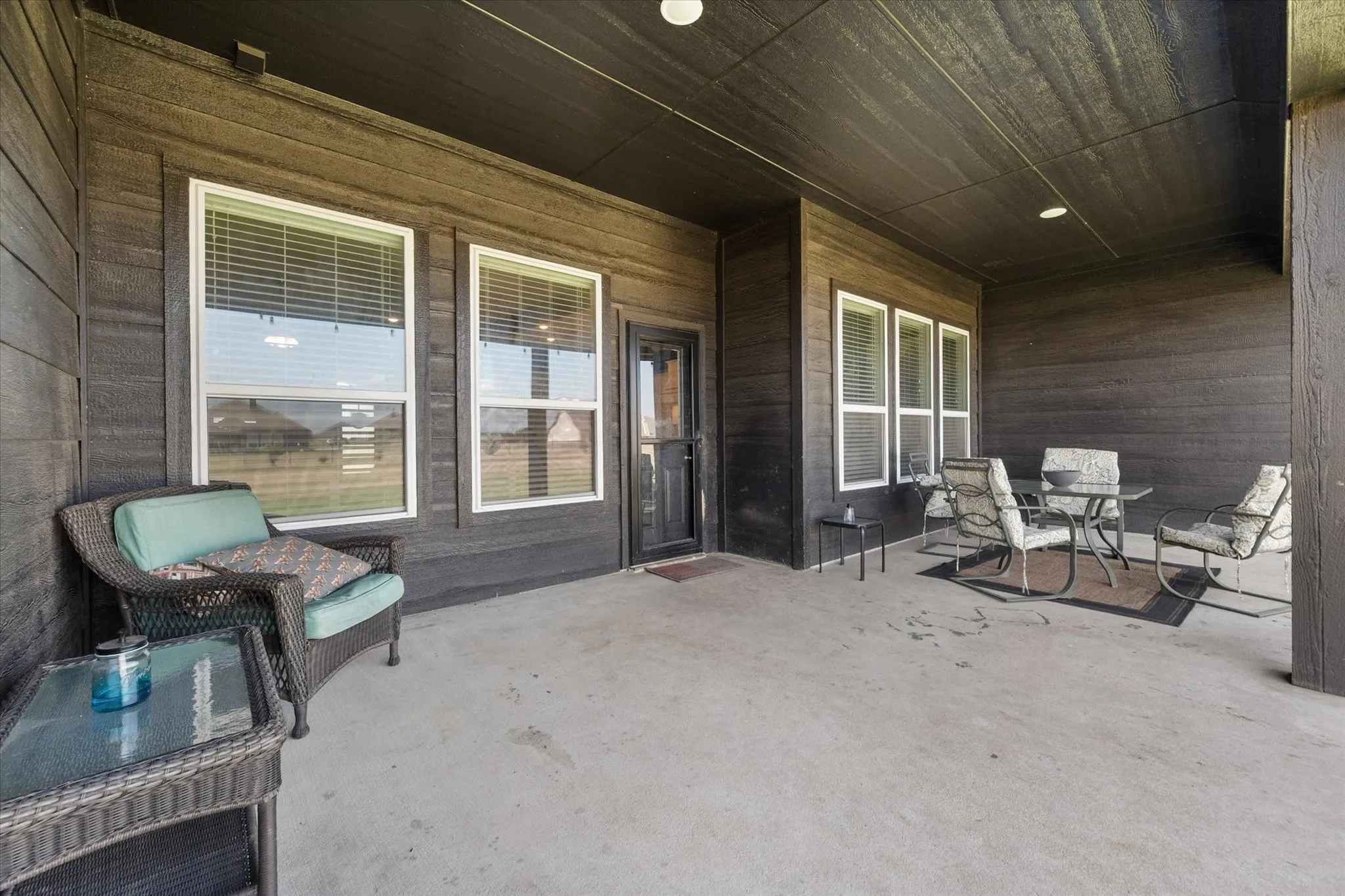 Single Family Residence For Sale in Parker County , 5013 Freestone Drive, Weatherford, Texas 76085, 4 Bedrooms, 3 Bathrooms, 3 Garage spaces, 2,752 Sqft, built in 2021, Price $585,000, mls#21324478, Real Estate Agent in Weatherford, Homes For Sale in Parker county, Homes For Sale in Weatherford, Realtor in Weatherford Texas, Real Estate Brokerage Independent Realty Texas, Luminita Cordes Realtor