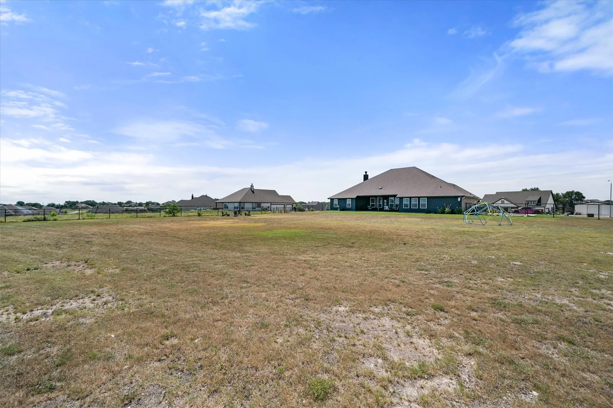 Single Family Residence For Sale in Parker County , 5013 Freestone Drive, Weatherford, Texas 76085, 4 Bedrooms, 3 Bathrooms, 3 Garage spaces, 2,752 Sqft, built in 2021, Price $585,000, mls#21324478, Real Estate Agent in Weatherford, Homes For Sale in Parker county, Homes For Sale in Weatherford, Realtor in Weatherford Texas, Real Estate Brokerage Independent Realty Texas, Luminita Cordes Realtor