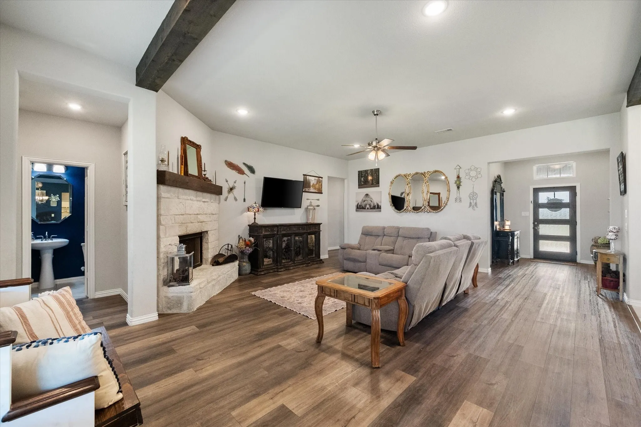 Single Family Residence For Sale in Parker County , 5013 Freestone Drive, Weatherford, Texas 76085, 4 Bedrooms, 3 Bathrooms, 3 Garage spaces, 2,752 Sqft, built in 2021, Price $585,000, mls#21324478, Real Estate Agent in Weatherford, Homes For Sale in Parker county, Homes For Sale in Weatherford, Realtor in Weatherford Texas, Real Estate Brokerage Independent Realty Texas, Luminita Cordes Realtor
