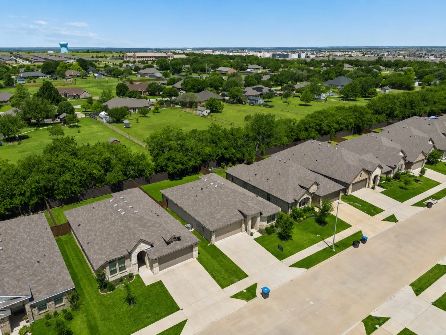 Single Family Residence For Sale in Tarrant County , 9916 Mescalbean Boulevard, Fort Worth, Texas 76036, 3 Bedroom, 2 Bathroom, 2 Garage spaces, 1,861 Sqft, built in 2023, mls#21324485, Real Estate Agent in Fort Worth, Homes For Sale in Tarrant county, Homes For Sale in Fort Worth, Realtor in Fort Worth Texas, Real Estate Brokerage Independent Realty Texas, Luminita Cordes Realtor