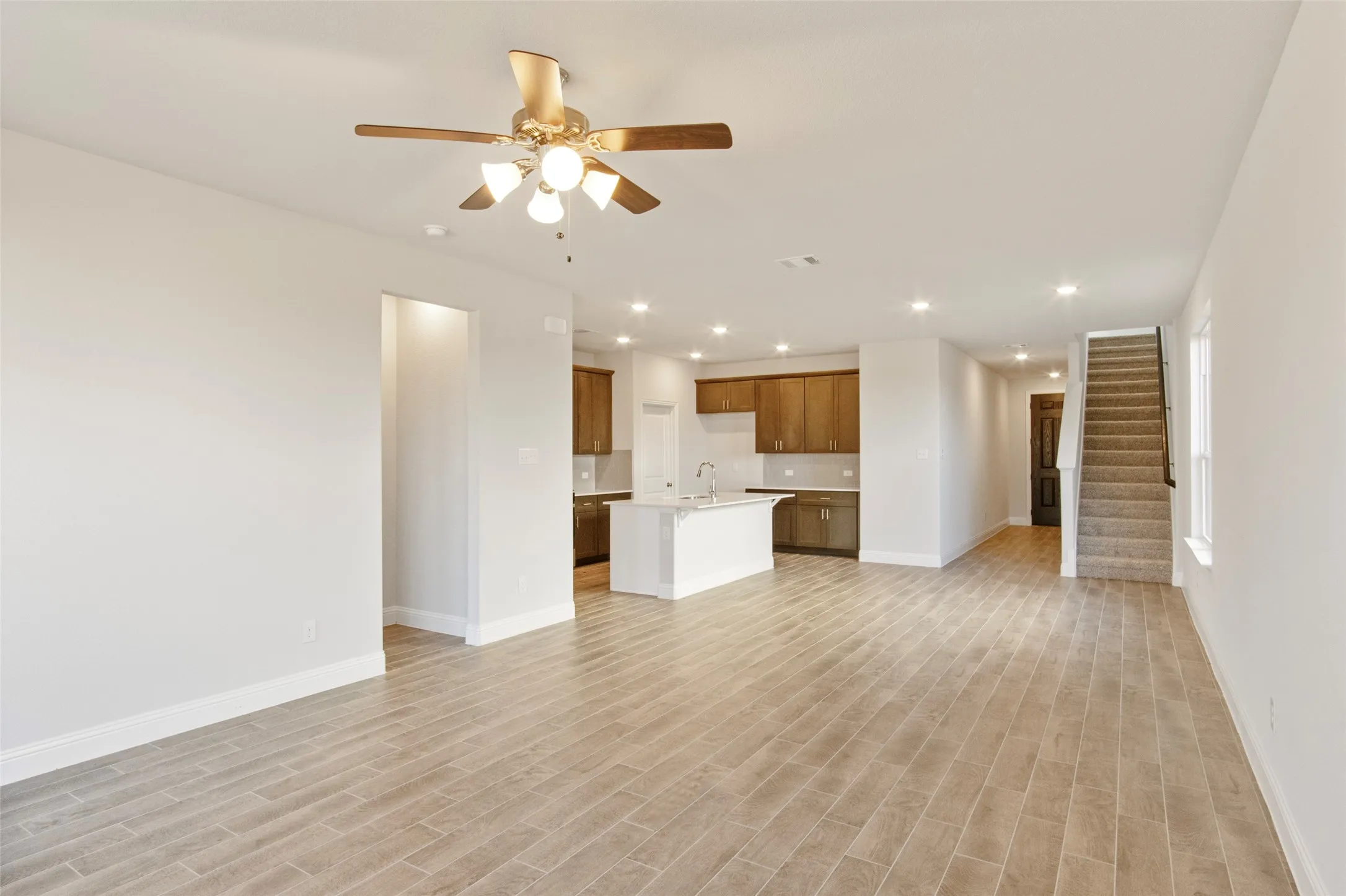 Single Family Residence For Sale in Collin County , 1653 Cloud Cover View, Weston, Texas 75009, 4 Bedroom, 3 Bathroom, 2 Garage spaces, 2,259 Sqft, built in 2022, mls#21324487, Real Estate Agent in Weston, Homes For Sale in Collin county, Homes For Sale in Weston, Realtor in Weston Texas, Real Estate Brokerage Independent Realty Texas, Luminita Cordes Realtor