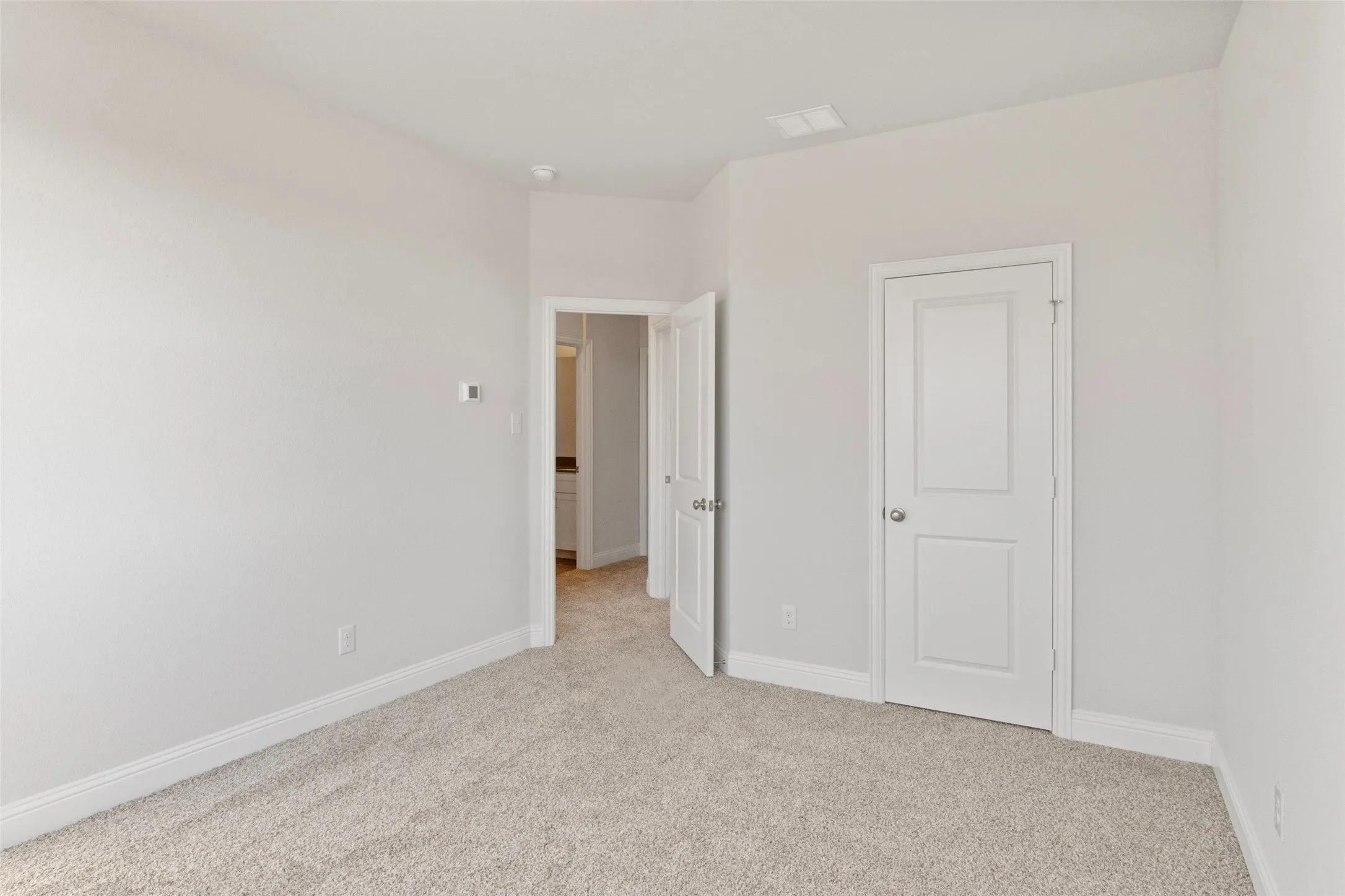 Single Family Residence For Sale in Collin County , 1653 Cloud Cover View, Weston, Texas 75009, 4 Bedroom, 3 Bathroom, 2 Garage spaces, 2,259 Sqft, built in 2022, mls#21324487, Real Estate Agent in Weston, Homes For Sale in Collin county, Homes For Sale in Weston, Realtor in Weston Texas, Real Estate Brokerage Independent Realty Texas, Luminita Cordes Realtor