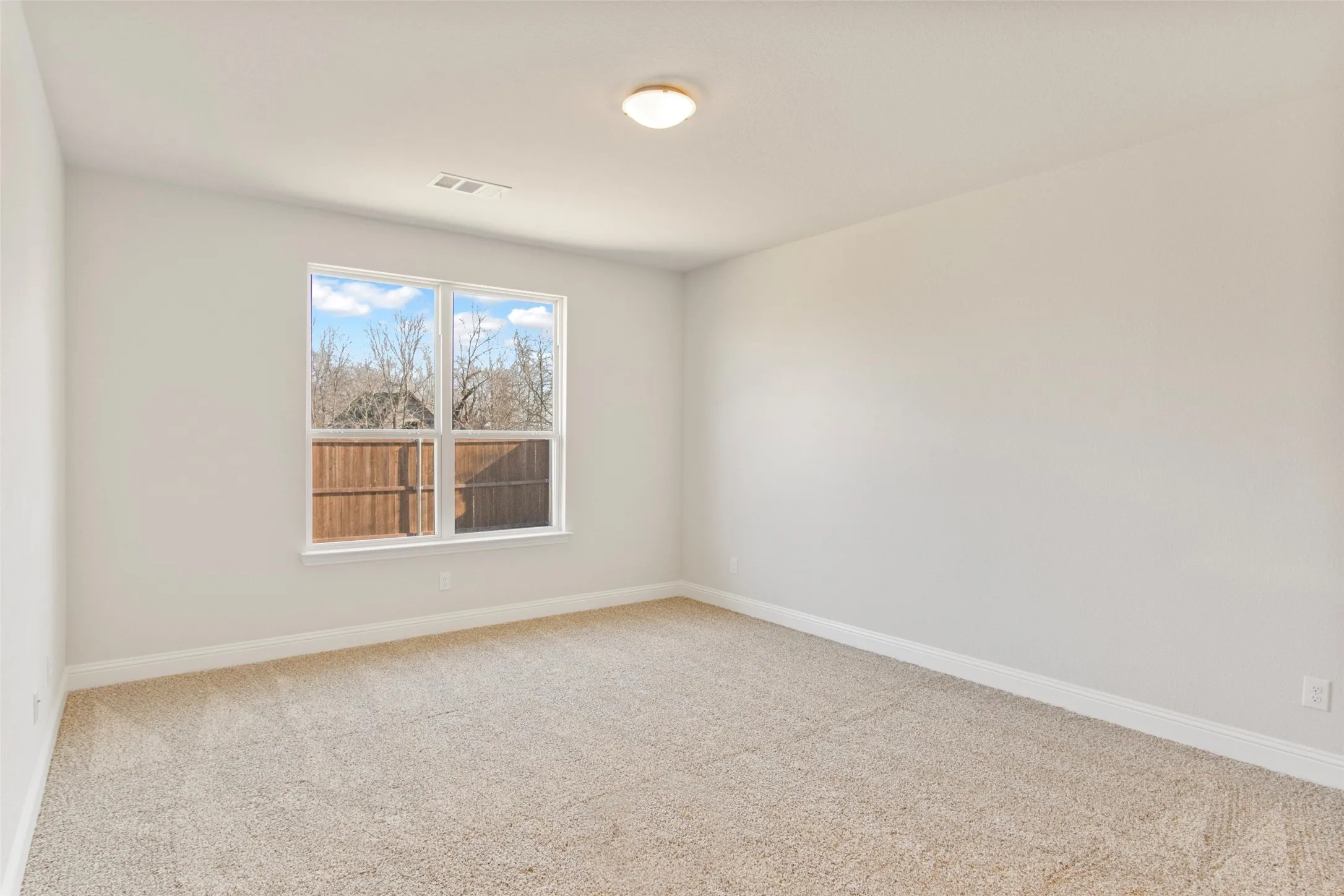 Single Family Residence For Sale in Collin County , 1653 Cloud Cover View, Weston, Texas 75009, 4 Bedroom, 3 Bathroom, 2 Garage spaces, 2,259 Sqft, built in 2022, mls#21324487, Real Estate Agent in Weston, Homes For Sale in Collin county, Homes For Sale in Weston, Realtor in Weston Texas, Real Estate Brokerage Independent Realty Texas, Luminita Cordes Realtor