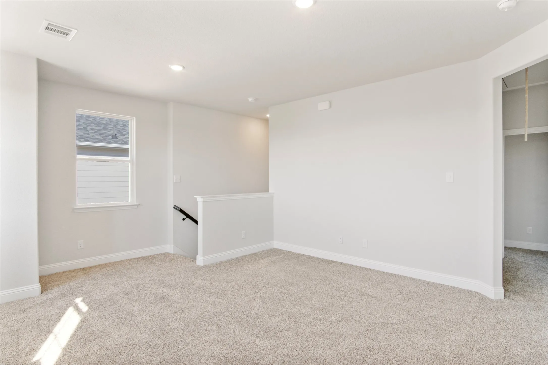 Single Family Residence For Sale in Collin County , 1653 Cloud Cover View, Weston, Texas 75009, 4 Bedroom, 3 Bathroom, 2 Garage spaces, 2,259 Sqft, built in 2022, mls#21324487, Real Estate Agent in Weston, Homes For Sale in Collin county, Homes For Sale in Weston, Realtor in Weston Texas, Real Estate Brokerage Independent Realty Texas, Luminita Cordes Realtor