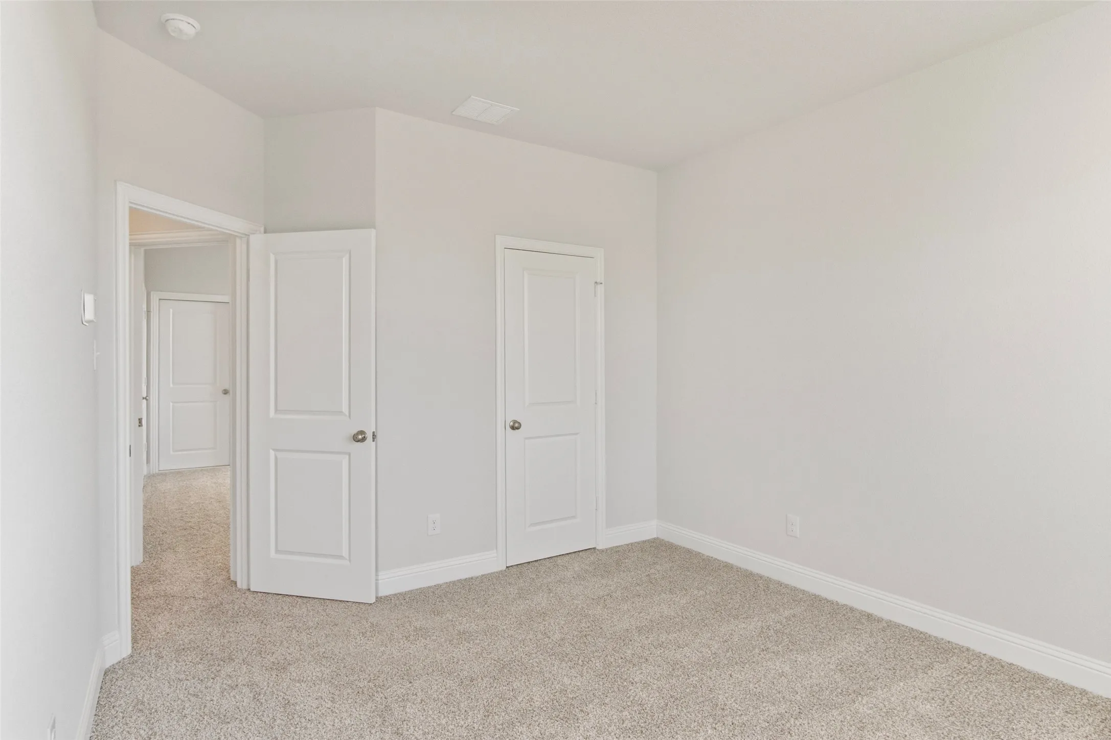 Single Family Residence For Sale in Collin County , 1653 Cloud Cover View, Weston, Texas 75009, 4 Bedroom, 3 Bathroom, 2 Garage spaces, 2,259 Sqft, built in 2022, mls#21324487, Real Estate Agent in Weston, Homes For Sale in Collin county, Homes For Sale in Weston, Realtor in Weston Texas, Real Estate Brokerage Independent Realty Texas, Luminita Cordes Realtor