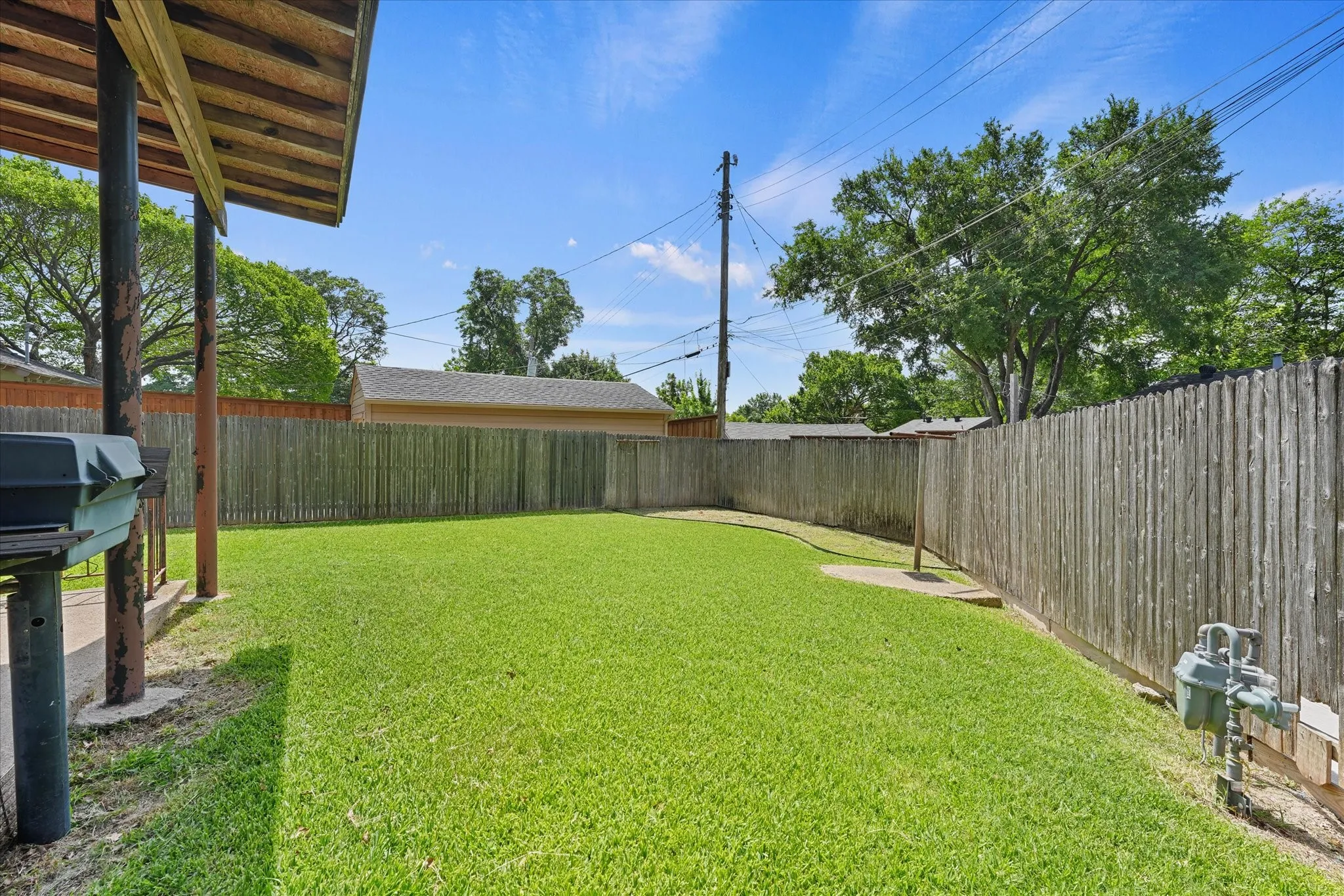 Single Family Residence For Sale in Dallas County , 849 Berkinshire Drive, Dallas, Texas 75218, 3 Bedroom, 2 Bathroom, Garage spaces, 1,426 Sqft, built in 1954, mls#21324382, Real Estate Agent in Dallas, Homes For Sale in Dallas county, Homes For Sale in Dallas, Realtor in Dallas Texas, Real Estate Brokerage Independent Realty Texas, Luminita Cordes Realtor