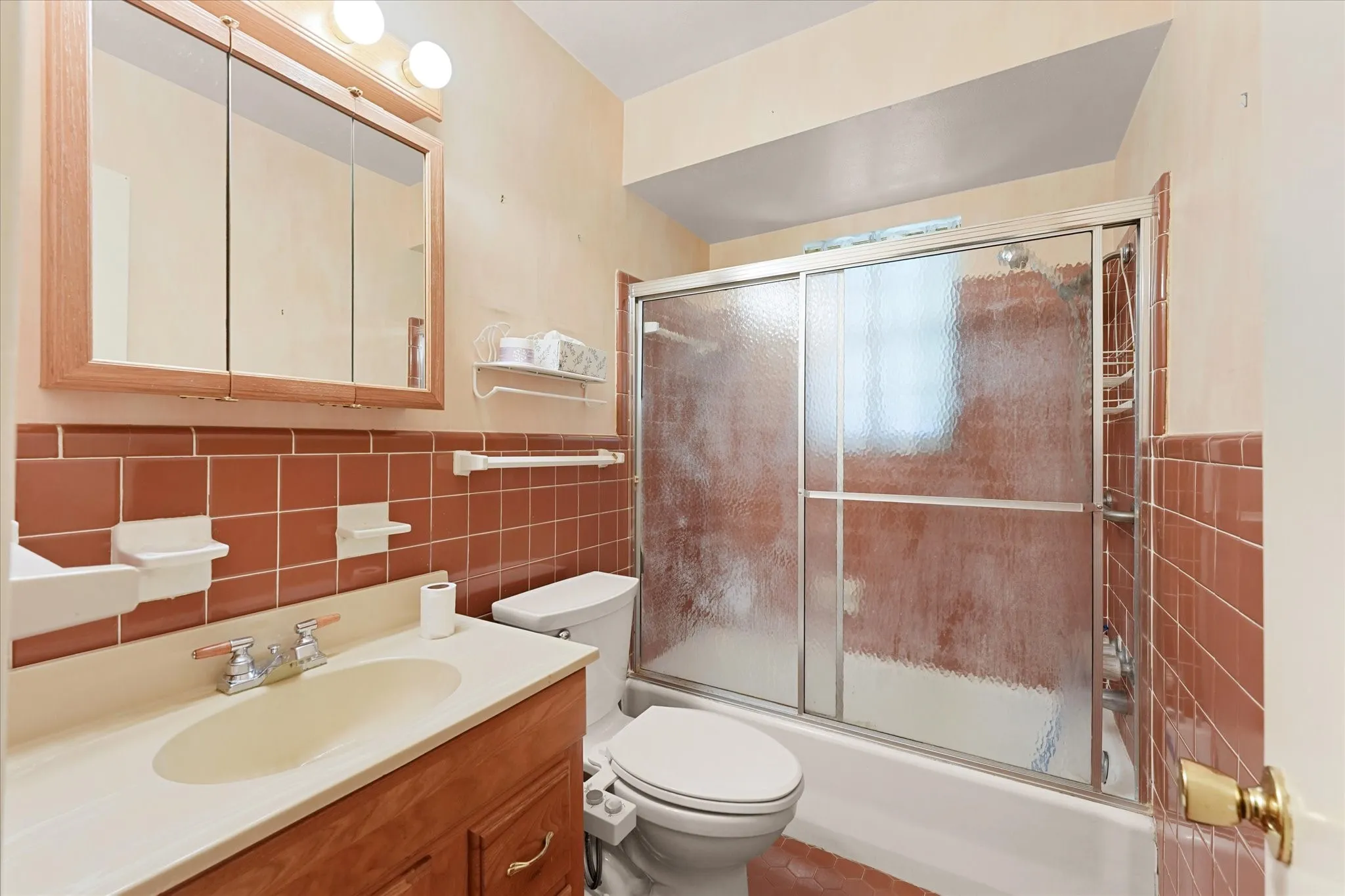 Single Family Residence For Sale in Dallas County , 849 Berkinshire Drive, Dallas, Texas 75218, 3 Bedroom, 2 Bathroom, Garage spaces, 1,426 Sqft, built in 1954, mls#21324382, Real Estate Agent in Dallas, Homes For Sale in Dallas county, Homes For Sale in Dallas, Realtor in Dallas Texas, Real Estate Brokerage Independent Realty Texas, Luminita Cordes Realtor
