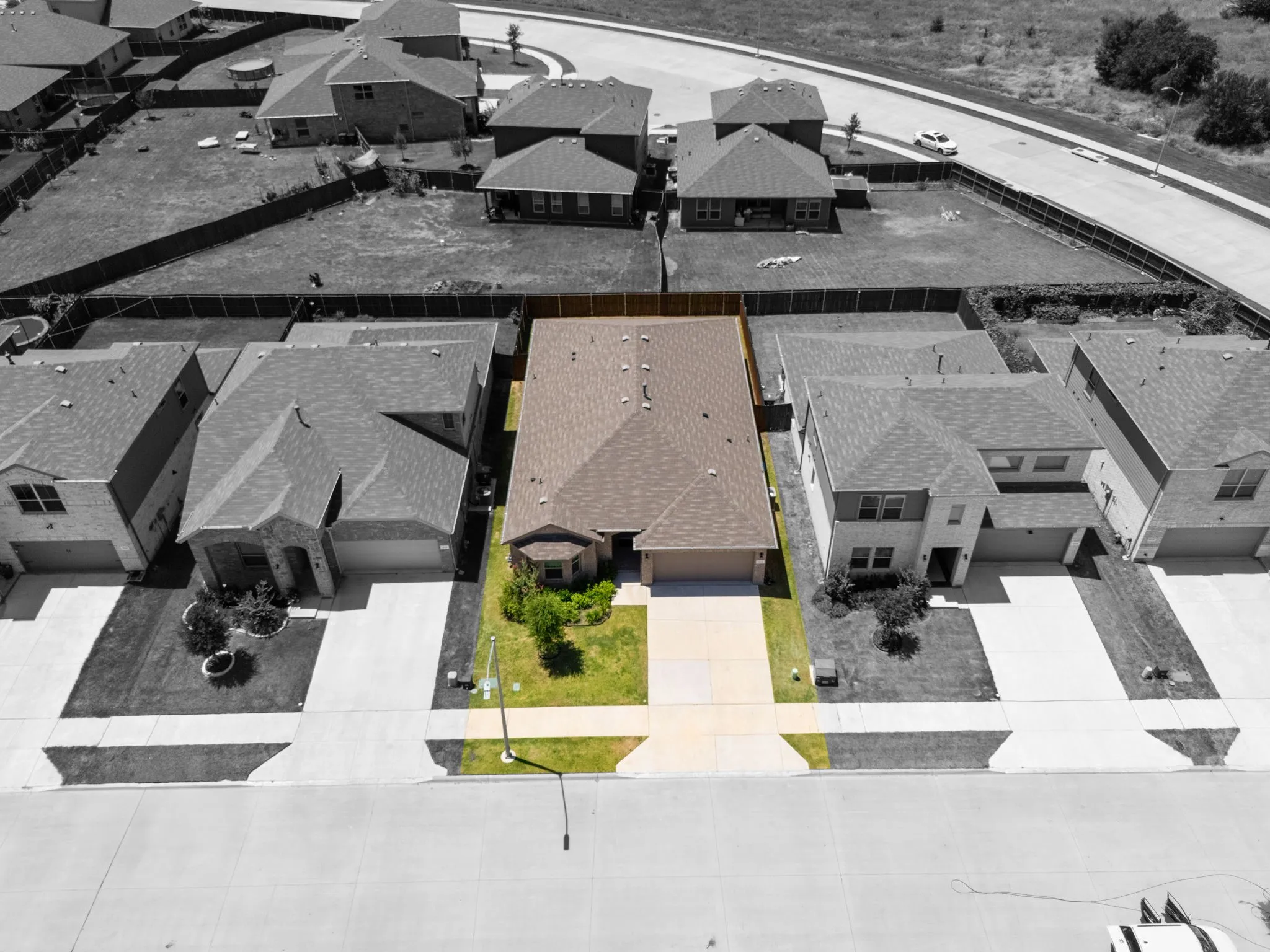 Single Family Residence For Sale in Denton County , 1012 Southwark Drive, Fort Worth, Texas 76247, 4 Bedroom, 2 Bathroom, 2 Garage spaces, 2,098 Sqft, built in 2023, mls#21318193, Real Estate Agent in Fort Worth, Homes For Sale in Denton county, Homes For Sale in Fort Worth, Realtor in Fort Worth Texas, Real Estate Brokerage Independent Realty Texas, Luminita Cordes Realtor