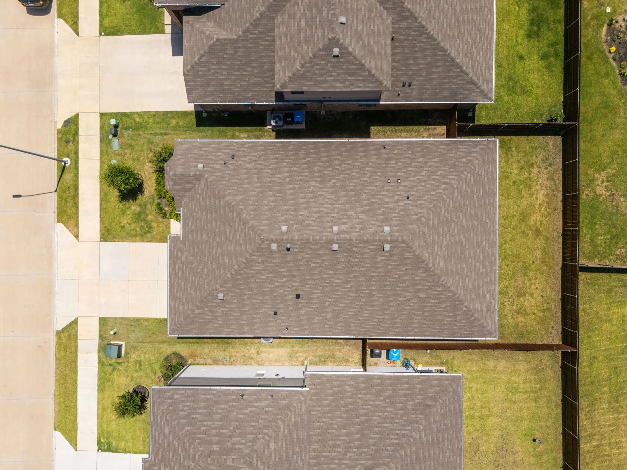 Single Family Residence For Sale in Denton County , 1012 Southwark Drive, Fort Worth, Texas 76247, 4 Bedroom, 2 Bathroom, 2 Garage spaces, 2,098 Sqft, built in 2023, mls#21318193, Real Estate Agent in Fort Worth, Homes For Sale in Denton county, Homes For Sale in Fort Worth, Realtor in Fort Worth Texas, Real Estate Brokerage Independent Realty Texas, Luminita Cordes Realtor
