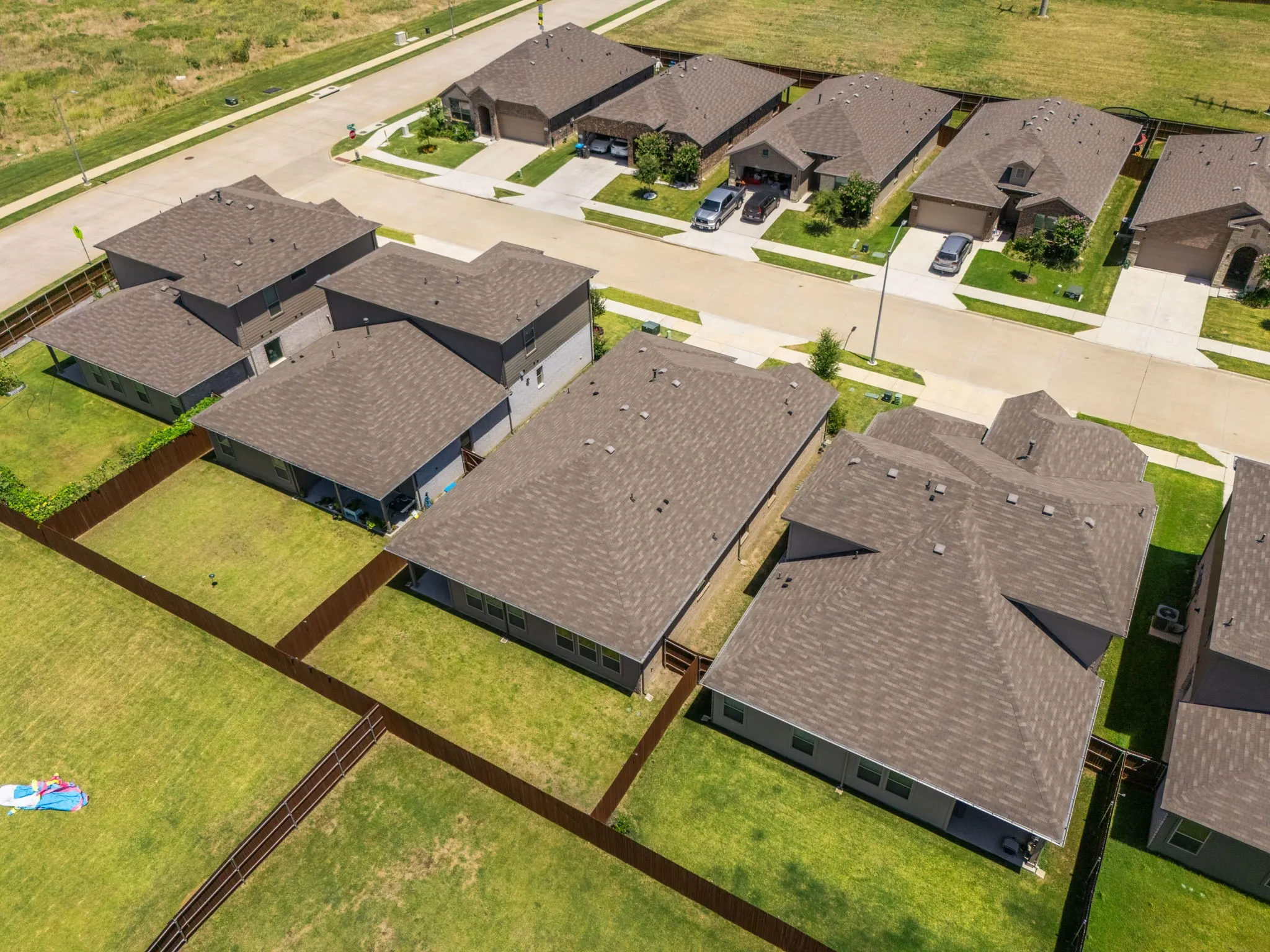 Single Family Residence For Sale in Denton County , 1012 Southwark Drive, Fort Worth, Texas 76247, 4 Bedroom, 2 Bathroom, 2 Garage spaces, 2,098 Sqft, built in 2023, mls#21318193, Real Estate Agent in Fort Worth, Homes For Sale in Denton county, Homes For Sale in Fort Worth, Realtor in Fort Worth Texas, Real Estate Brokerage Independent Realty Texas, Luminita Cordes Realtor