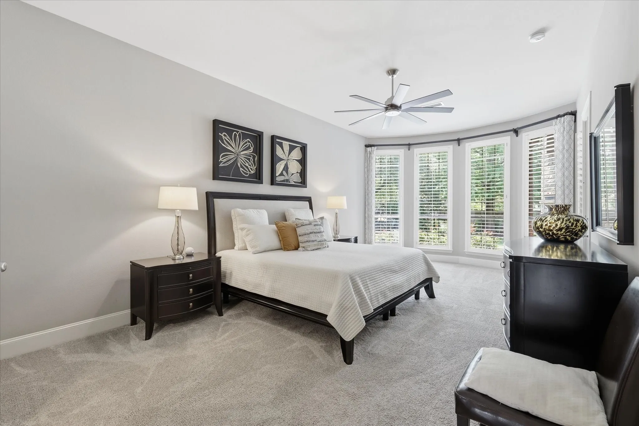 Single Family Residence For Sale in Collin County , 901 Foxworth Court, Allen, Texas 75013, 4 Bedroom, 4 Bathroom, 3 Garage spaces, 4,077 Sqft, built in 2006, mls#21324119, Real Estate Agent in Allen, Homes For Sale in Collin county, Homes For Sale in Allen, Realtor in Allen Texas, Real Estate Brokerage Independent Realty Texas, Luminita Cordes Realtor