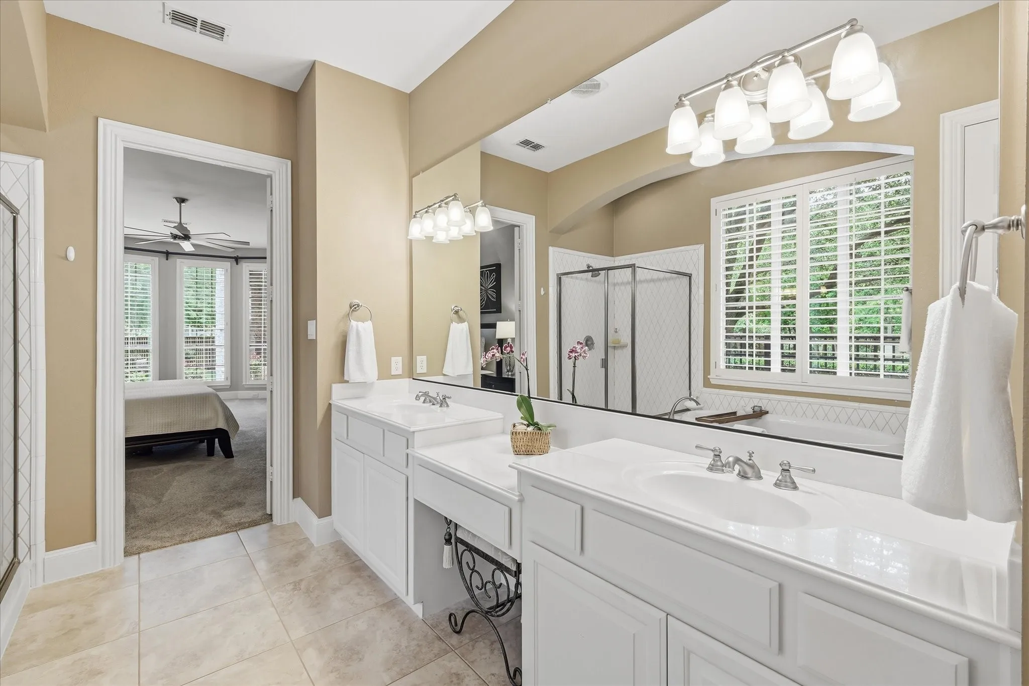 Single Family Residence For Sale in Collin County , 901 Foxworth Court, Allen, Texas 75013, 4 Bedroom, 4 Bathroom, 3 Garage spaces, 4,077 Sqft, built in 2006, mls#21324119, Real Estate Agent in Allen, Homes For Sale in Collin county, Homes For Sale in Allen, Realtor in Allen Texas, Real Estate Brokerage Independent Realty Texas, Luminita Cordes Realtor