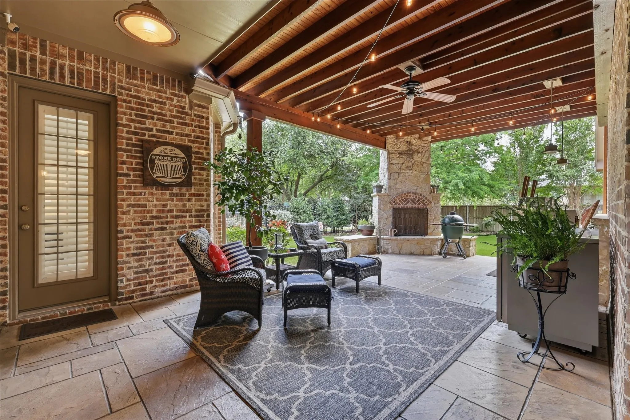 Single Family Residence For Sale in Collin County , 901 Foxworth Court, Allen, Texas 75013, 4 Bedroom, 4 Bathroom, 3 Garage spaces, 4,077 Sqft, built in 2006, mls#21324119, Real Estate Agent in Allen, Homes For Sale in Collin county, Homes For Sale in Allen, Realtor in Allen Texas, Real Estate Brokerage Independent Realty Texas, Luminita Cordes Realtor