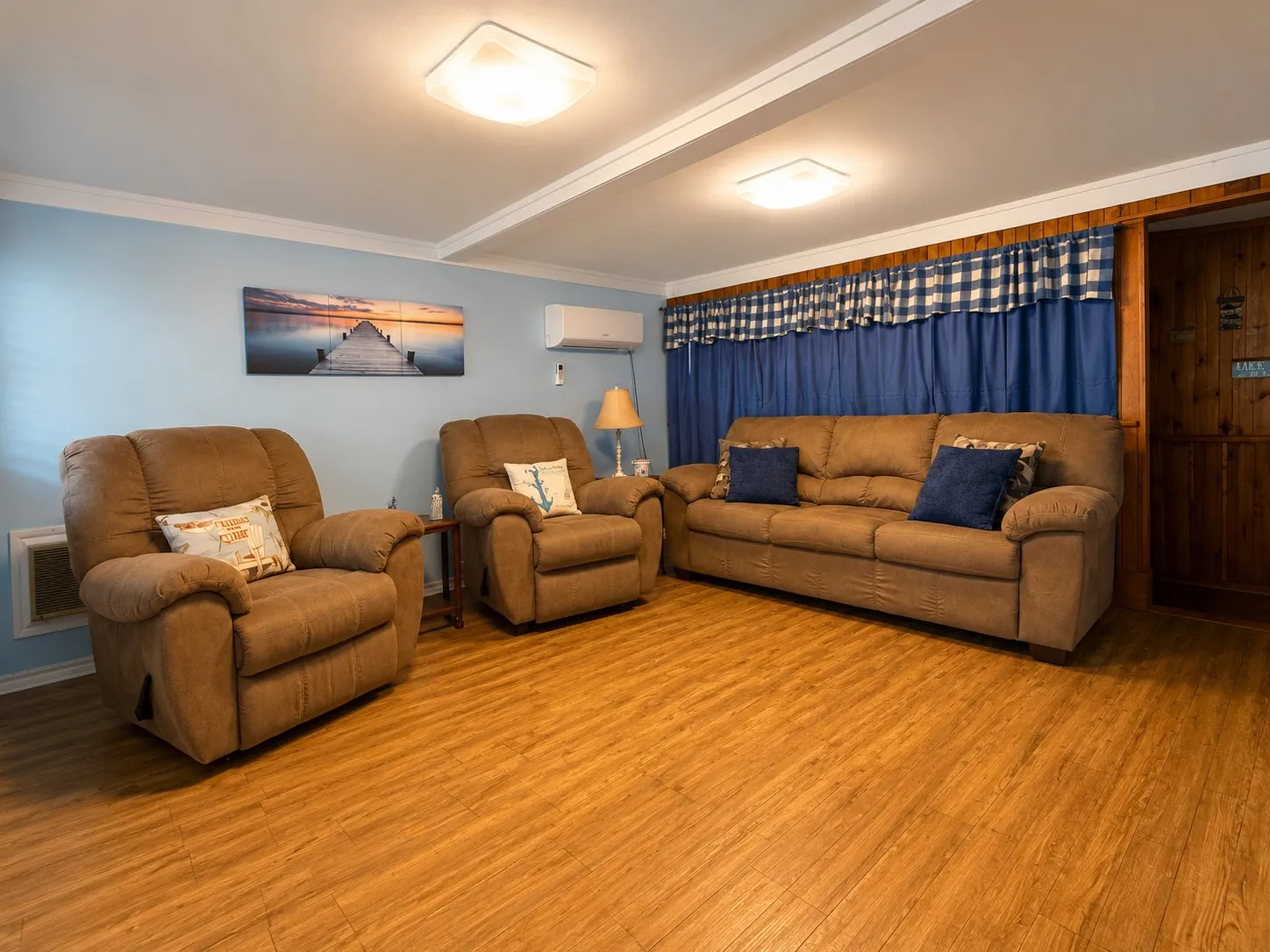 Single Family Residence For Sale in Smith County , 17160 Lakeview Drive, Flint, Texas 75762, 4 Bedroom, 2 Bathroom, Garage spaces, 1,800 Sqft, built in 1985, mls#21324543, Real Estate Agent in Flint, Homes For Sale in Smith county, Homes For Sale in Flint, Realtor in Flint Texas, Real Estate Brokerage Independent Realty Texas, Luminita Cordes Realtor