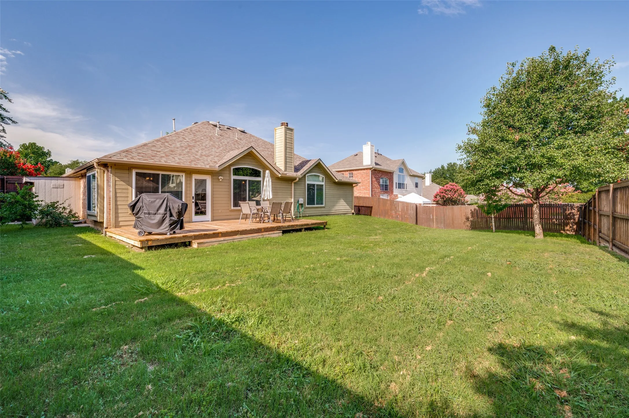 Single Family Residence For Sale in Collin County , 2830 Rosewood Boulevard, Mc Kinney, Texas 75071, 4 Bedroom, 2 Bathroom, 2 Garage spaces, 2,090 Sqft, built in 1998, mls#21324542, Real Estate Agent in Mc Kinney, Homes For Sale in Collin county, Homes For Sale in Mc Kinney, Realtor in Mc Kinney Texas, Real Estate Brokerage Independent Realty Texas, Luminita Cordes Realtor