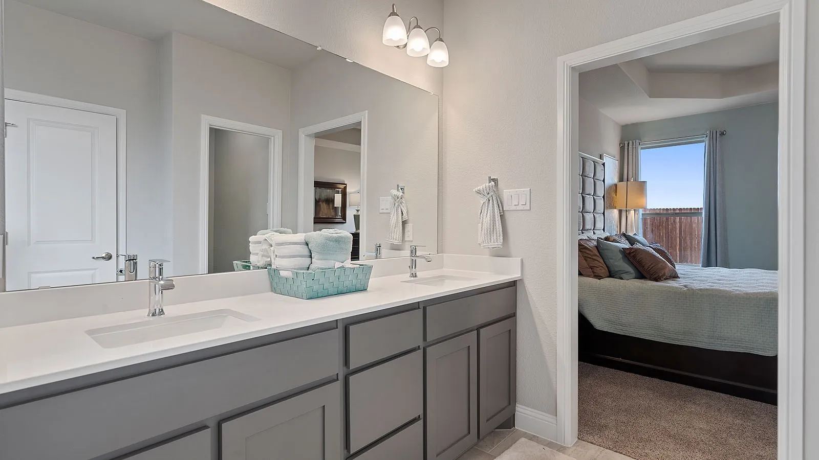 Single Family Residence For Sale in Ellis County , 3688 ROLLING MEADOWS Drive, Grand Prairie, Texas 76065, 5 Bedroom, 3 Bathroom, 3 Garage spaces, 2,707 Sqft, built in 2021, mls#21323490, Real Estate Agent in Grand Prairie, Homes For Sale in Ellis county, Homes For Sale in Grand Prairie, Realtor in Grand Prairie Texas, Real Estate Brokerage Independent Realty Texas, Luminita Cordes Realtor