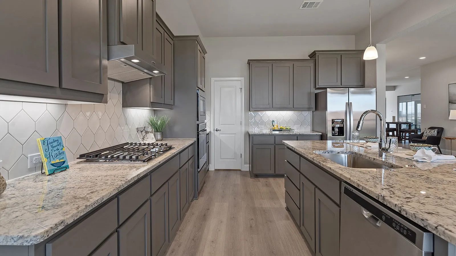 Single Family Residence For Sale in Ellis County , 3688 ROLLING MEADOWS Drive, Grand Prairie, Texas 76065, 5 Bedroom, 3 Bathroom, 3 Garage spaces, 2,707 Sqft, built in 2021, mls#21323490, Real Estate Agent in Grand Prairie, Homes For Sale in Ellis county, Homes For Sale in Grand Prairie, Realtor in Grand Prairie Texas, Real Estate Brokerage Independent Realty Texas, Luminita Cordes Realtor