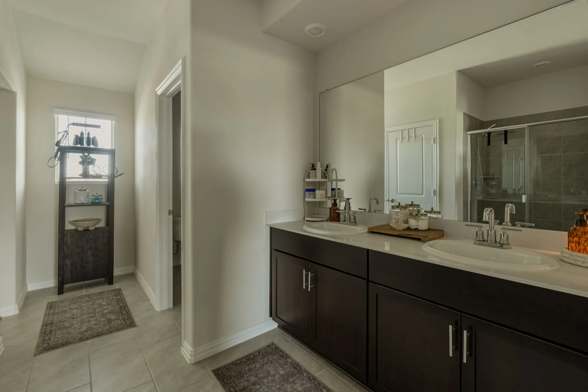 Single Family Residence For Sale in Tarrant County , 2705 Lopice Lane, Fort Worth, Texas 76179, 3 Bedroom, 3 Bathroom, 2 Garage spaces, 2,132 Sqft, built in 2024, mls#21318804, Real Estate Agent in Fort Worth, Homes For Sale in Tarrant county, Homes For Sale in Fort Worth, Realtor in Fort Worth Texas, Real Estate Brokerage Independent Realty Texas, Luminita Cordes Realtor