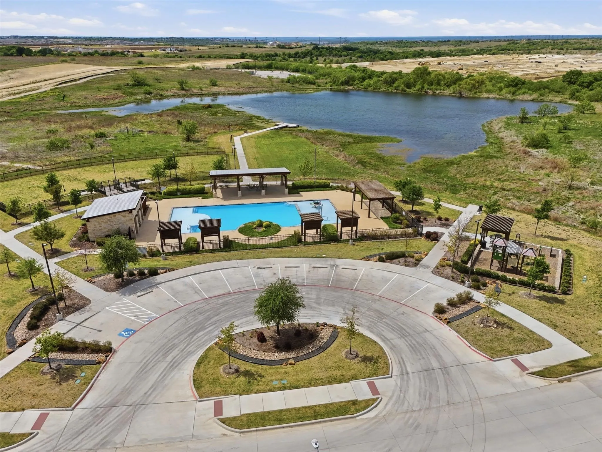 Single Family Residence For Sale in Tarrant County , 2705 Lopice Lane, Fort Worth, Texas 76179, 3 Bedroom, 3 Bathroom, 2 Garage spaces, 2,132 Sqft, built in 2024, mls#21318804, Real Estate Agent in Fort Worth, Homes For Sale in Tarrant county, Homes For Sale in Fort Worth, Realtor in Fort Worth Texas, Real Estate Brokerage Independent Realty Texas, Luminita Cordes Realtor