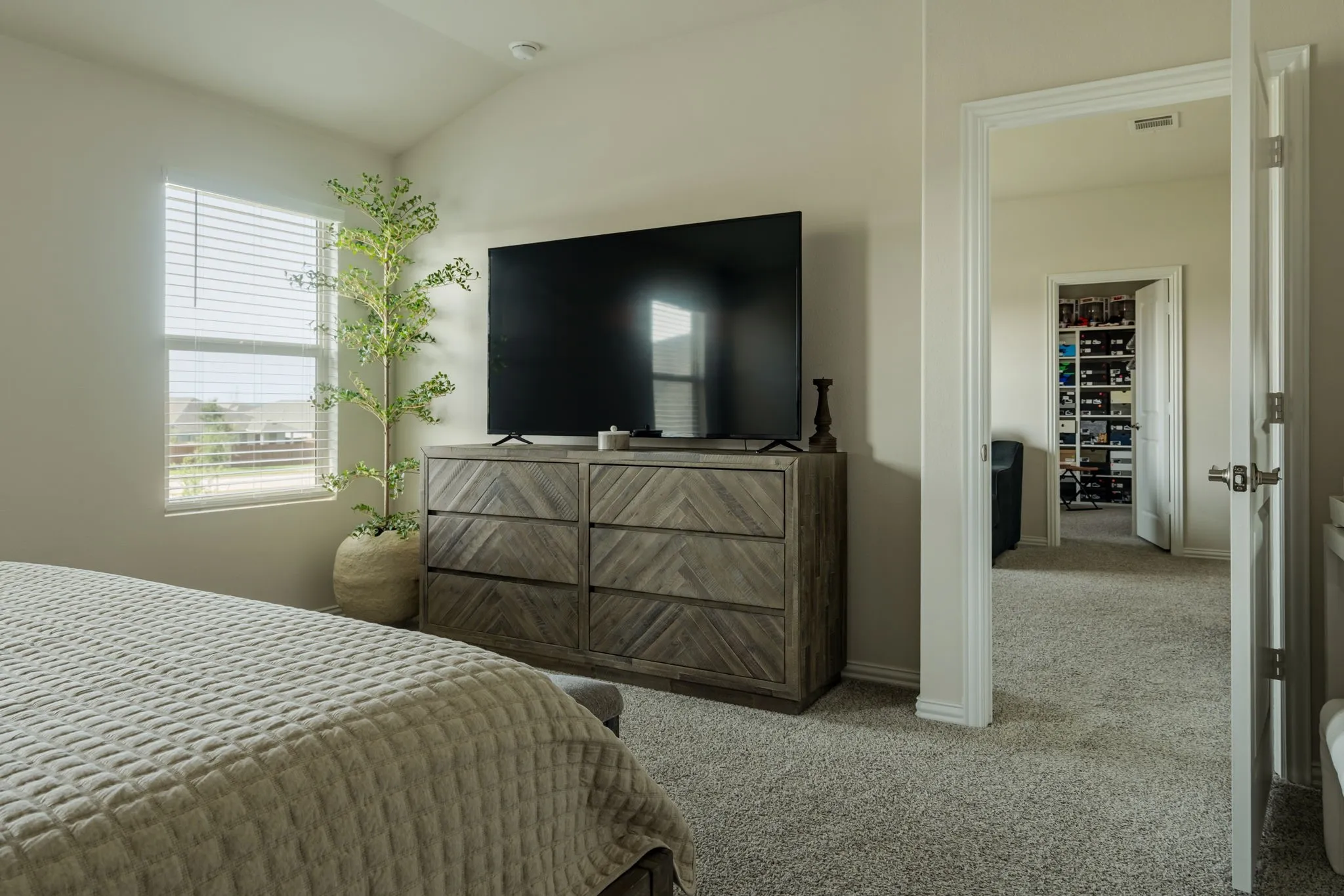 Single Family Residence For Sale in Tarrant County , 2705 Lopice Lane, Fort Worth, Texas 76179, 3 Bedroom, 3 Bathroom, 2 Garage spaces, 2,132 Sqft, built in 2024, mls#21318804, Real Estate Agent in Fort Worth, Homes For Sale in Tarrant county, Homes For Sale in Fort Worth, Realtor in Fort Worth Texas, Real Estate Brokerage Independent Realty Texas, Luminita Cordes Realtor