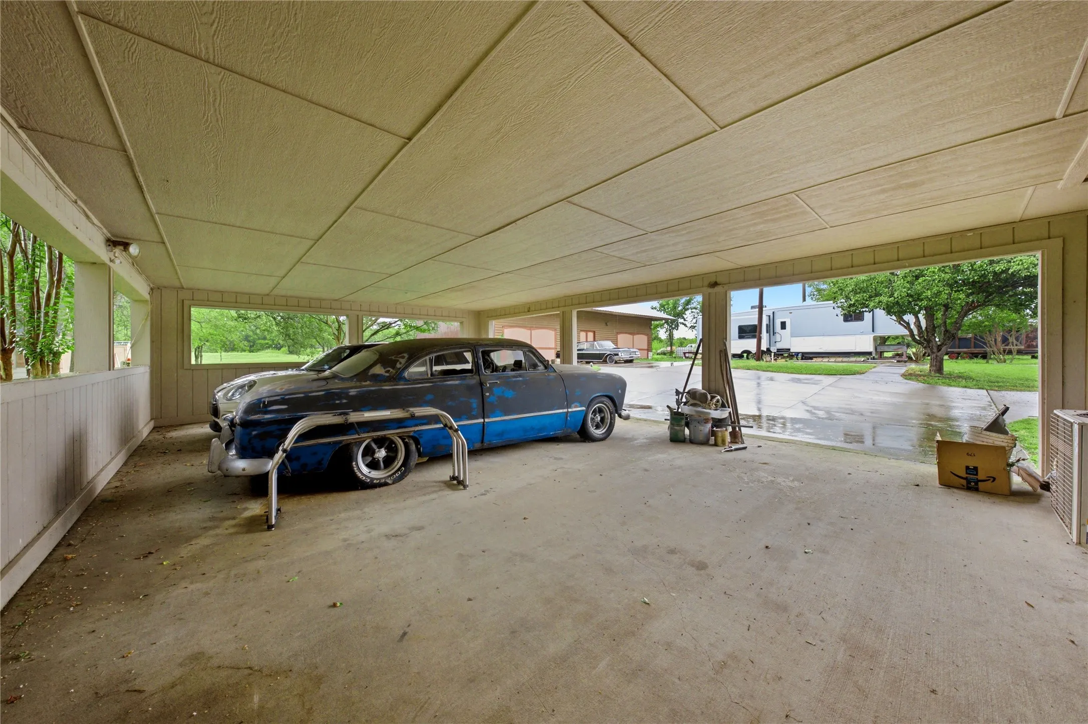 1 of 2 garages