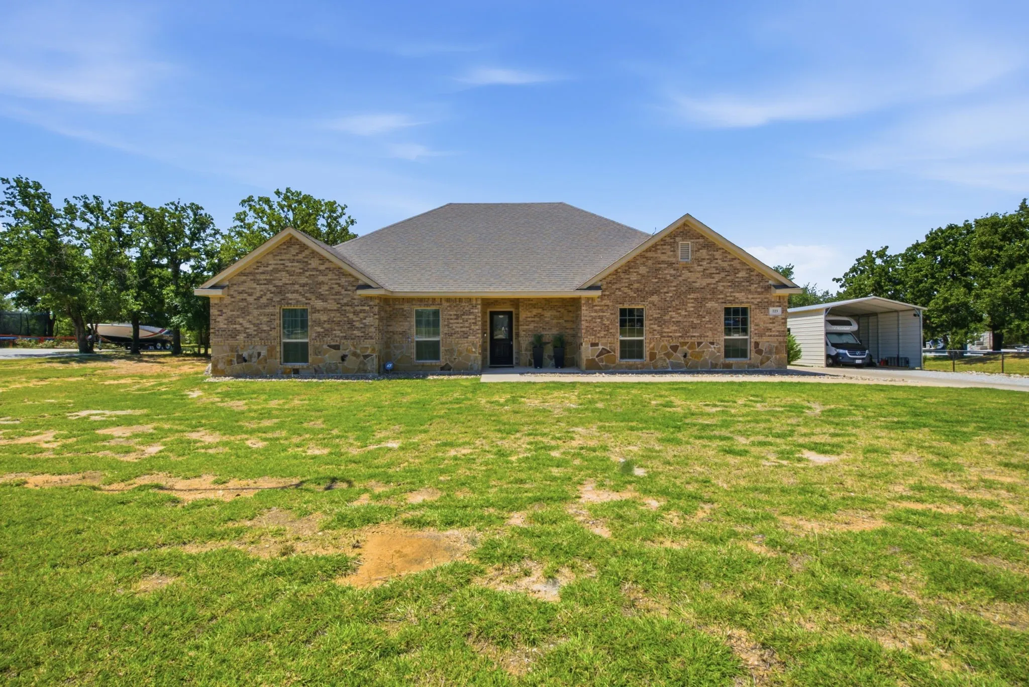 Single Family Residence For Sale in Parker County , 223 Cottongame Road, Weatherford, Texas 76088, 4 Bedroom, 2 Bathroom, 2 Garage spaces, 2,020 Sqft, built in 2021, mls#21323460, Real Estate Agent in Weatherford, Homes For Sale in Parker county, Homes For Sale in Weatherford, Realtor in Weatherford Texas, Real Estate Brokerage Independent Realty Texas, Luminita Cordes Realtor