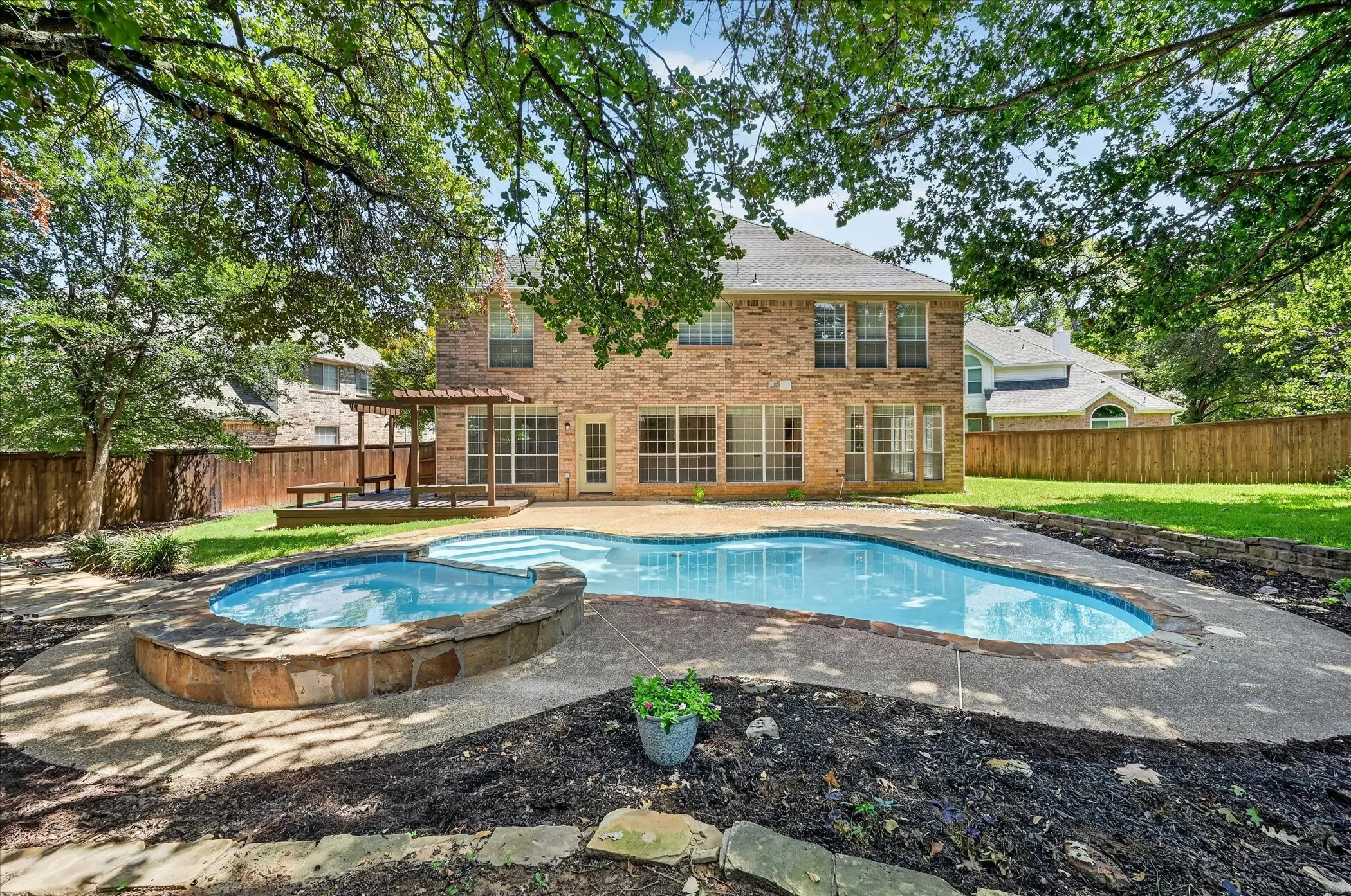 Single Family Residence For Sale in Denton County , 3317 Furlong Court, Flower Mound, Texas 75022, 4 Bedroom, 3 Bathroom, 2 Garage spaces, 3,074 Sqft, built in 1995, mls#21319666, Real Estate Agent in Flower Mound, Homes For Sale in Denton county, Homes For Sale in Flower Mound, Realtor in Flower Mound Texas, Real Estate Brokerage Independent Realty Texas, Luminita Cordes Realtor