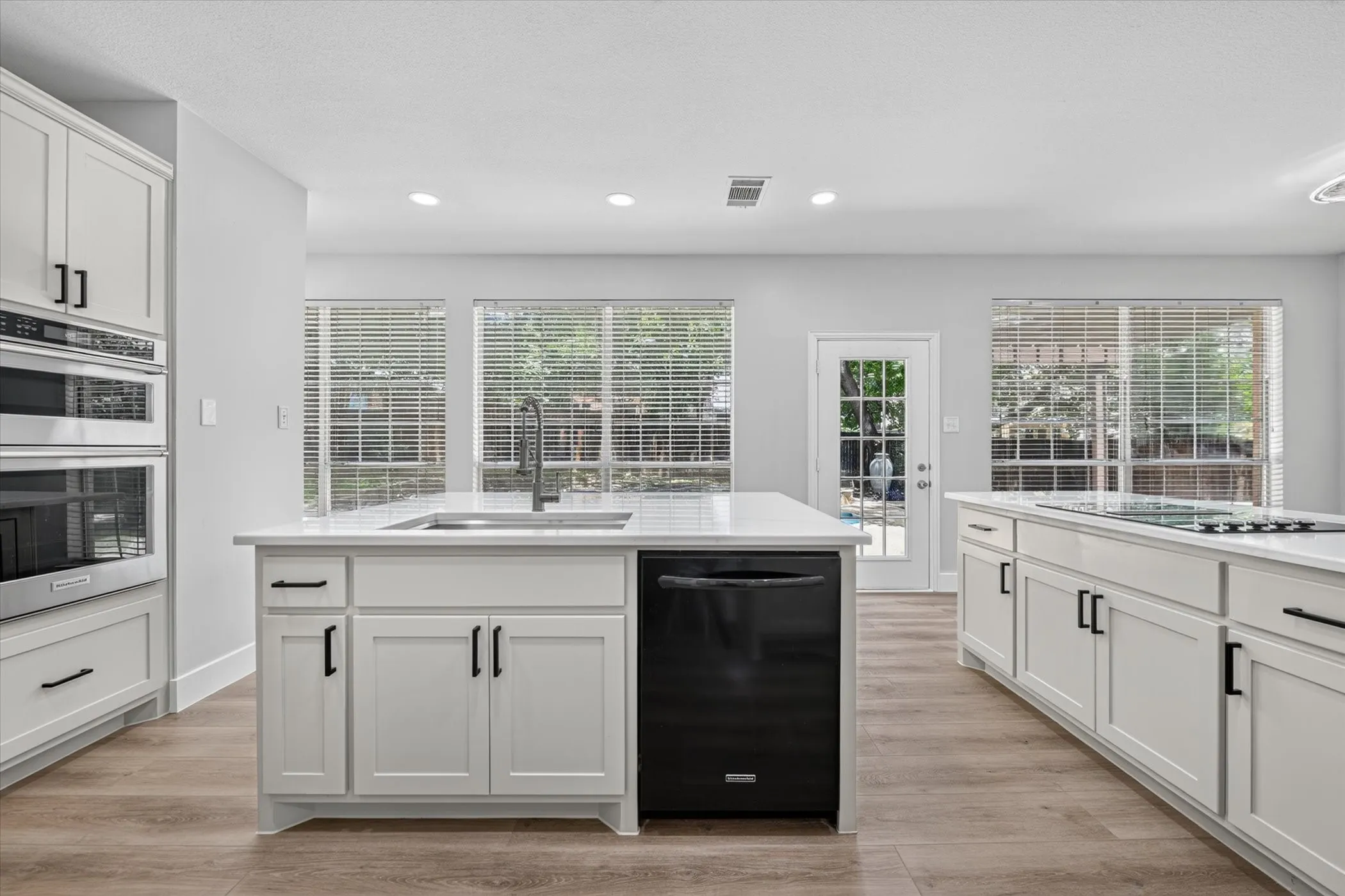 Single Family Residence For Sale in Denton County , 3317 Furlong Court, Flower Mound, Texas 75022, 4 Bedroom, 3 Bathroom, 2 Garage spaces, 3,074 Sqft, built in 1995, mls#21319666, Real Estate Agent in Flower Mound, Homes For Sale in Denton county, Homes For Sale in Flower Mound, Realtor in Flower Mound Texas, Real Estate Brokerage Independent Realty Texas, Luminita Cordes Realtor