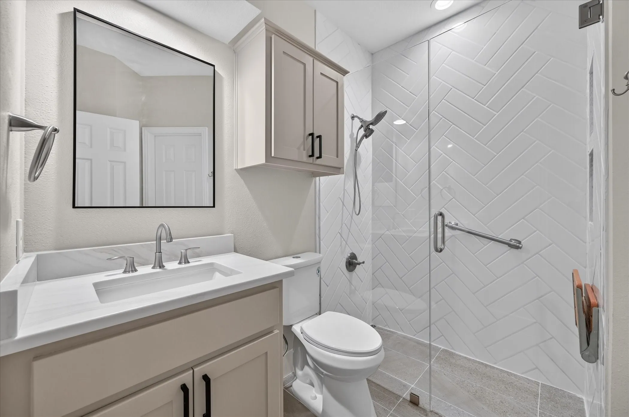 Single Family Residence For Sale in Denton County , 3317 Furlong Court, Flower Mound, Texas 75022, 4 Bedroom, 3 Bathroom, 2 Garage spaces, 3,074 Sqft, built in 1995, mls#21319666, Real Estate Agent in Flower Mound, Homes For Sale in Denton county, Homes For Sale in Flower Mound, Realtor in Flower Mound Texas, Real Estate Brokerage Independent Realty Texas, Luminita Cordes Realtor
