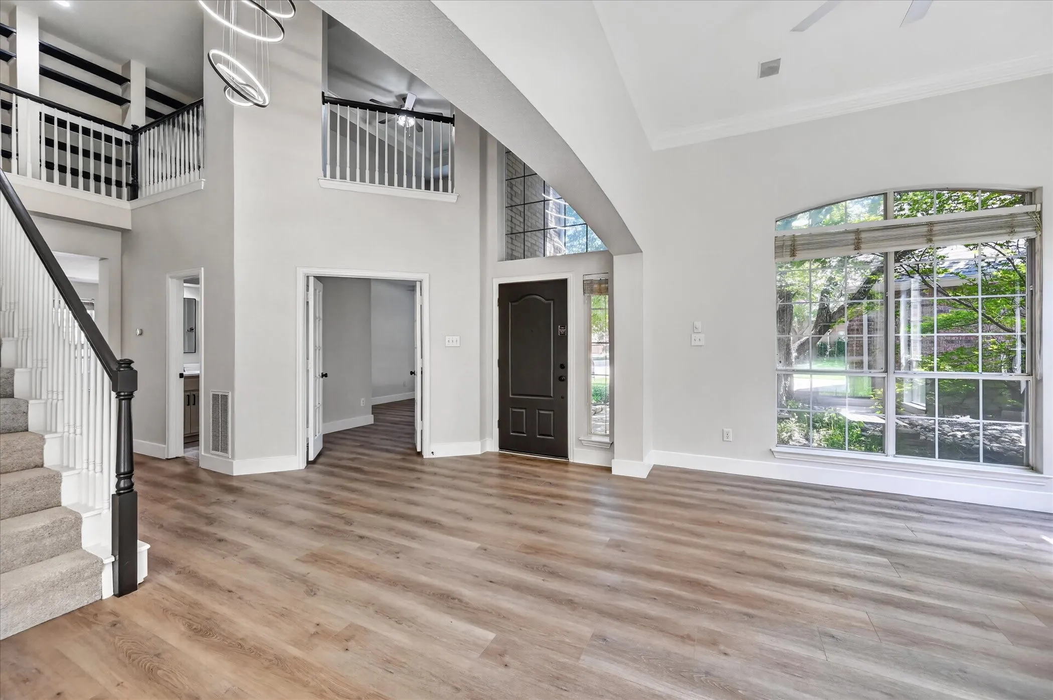 Single Family Residence For Sale in Denton County , 3317 Furlong Court, Flower Mound, Texas 75022, 4 Bedroom, 3 Bathroom, 2 Garage spaces, 3,074 Sqft, built in 1995, mls#21319666, Real Estate Agent in Flower Mound, Homes For Sale in Denton county, Homes For Sale in Flower Mound, Realtor in Flower Mound Texas, Real Estate Brokerage Independent Realty Texas, Luminita Cordes Realtor